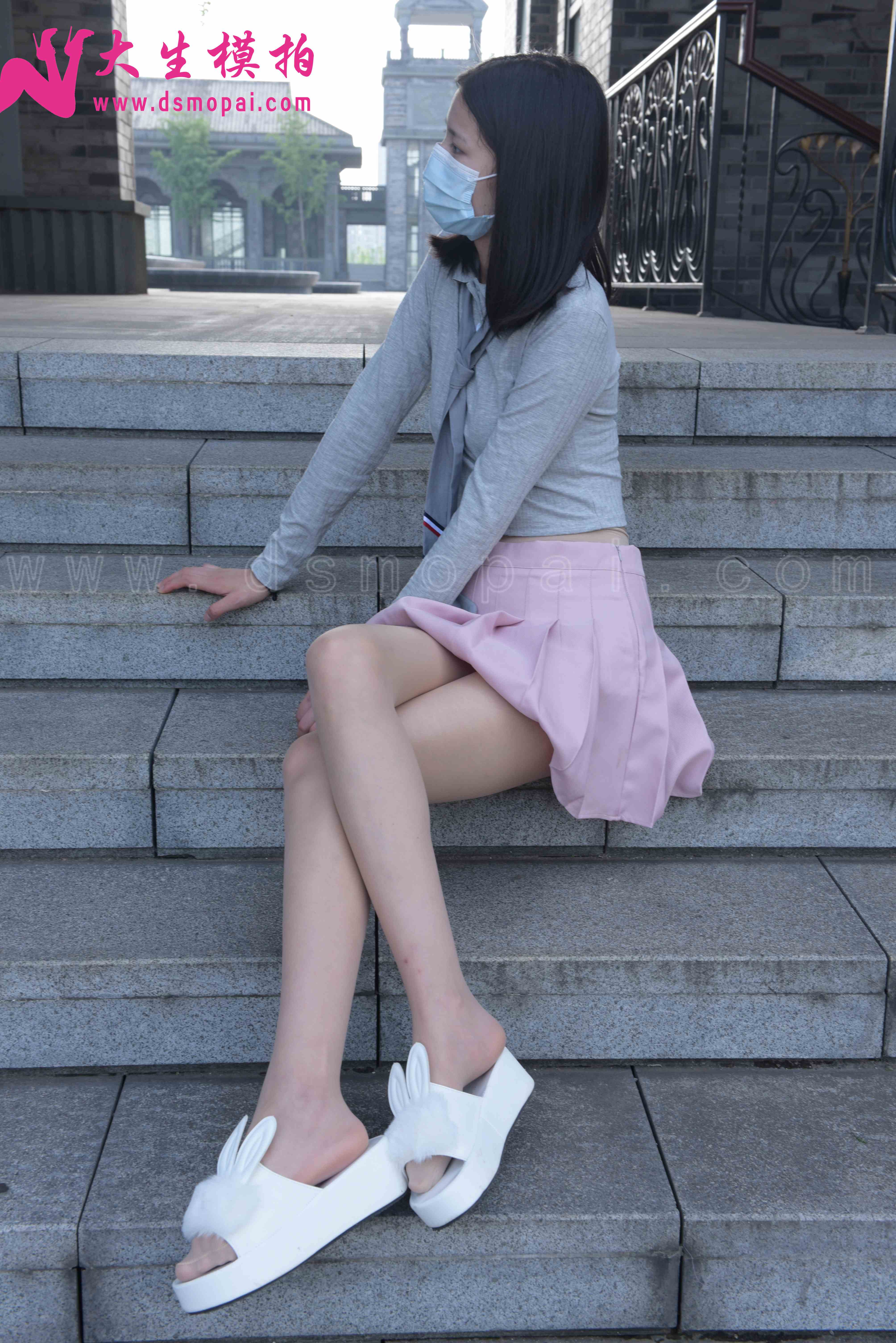 China Beauty Legs and feet 900