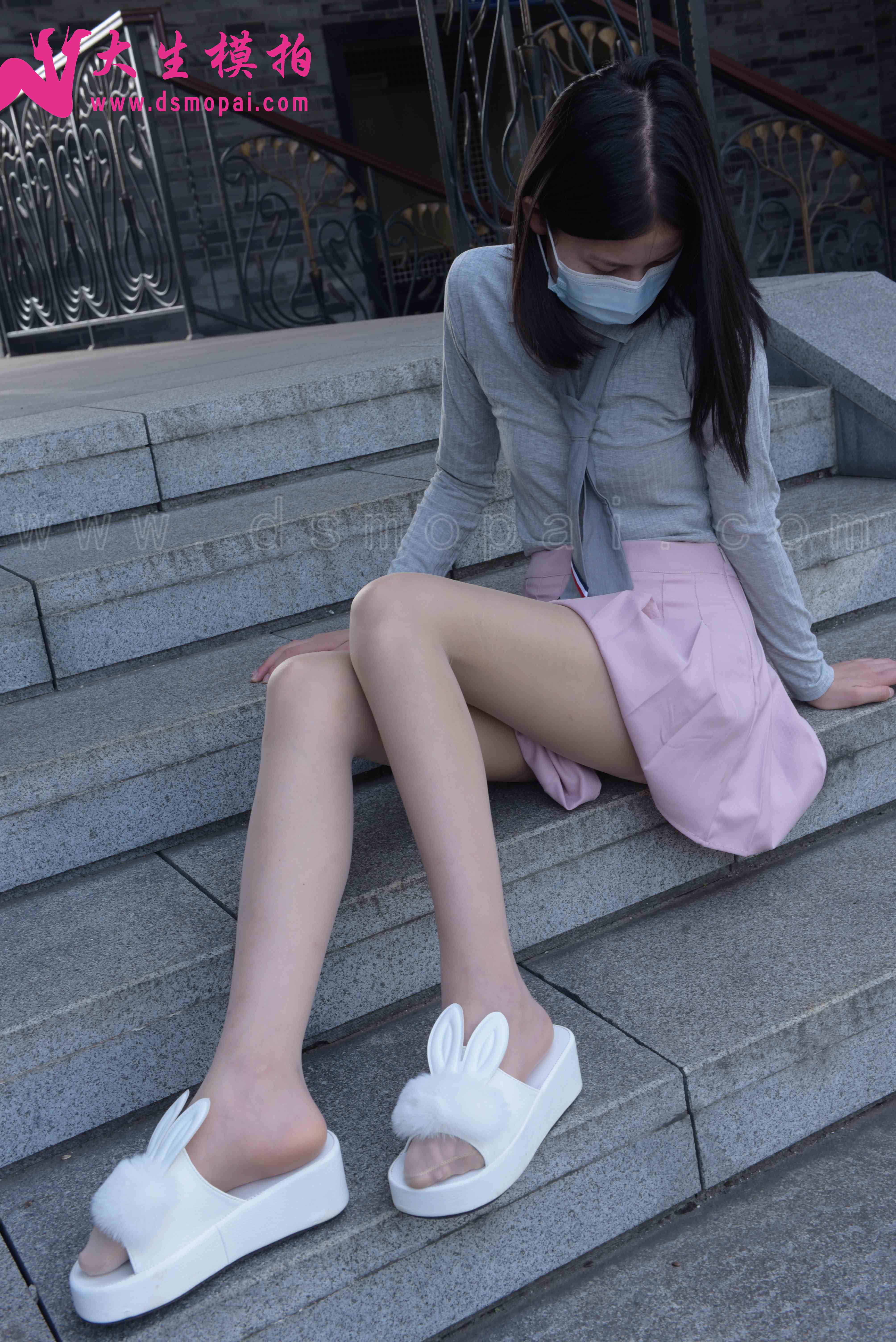 China Beauty Legs and feet 900
