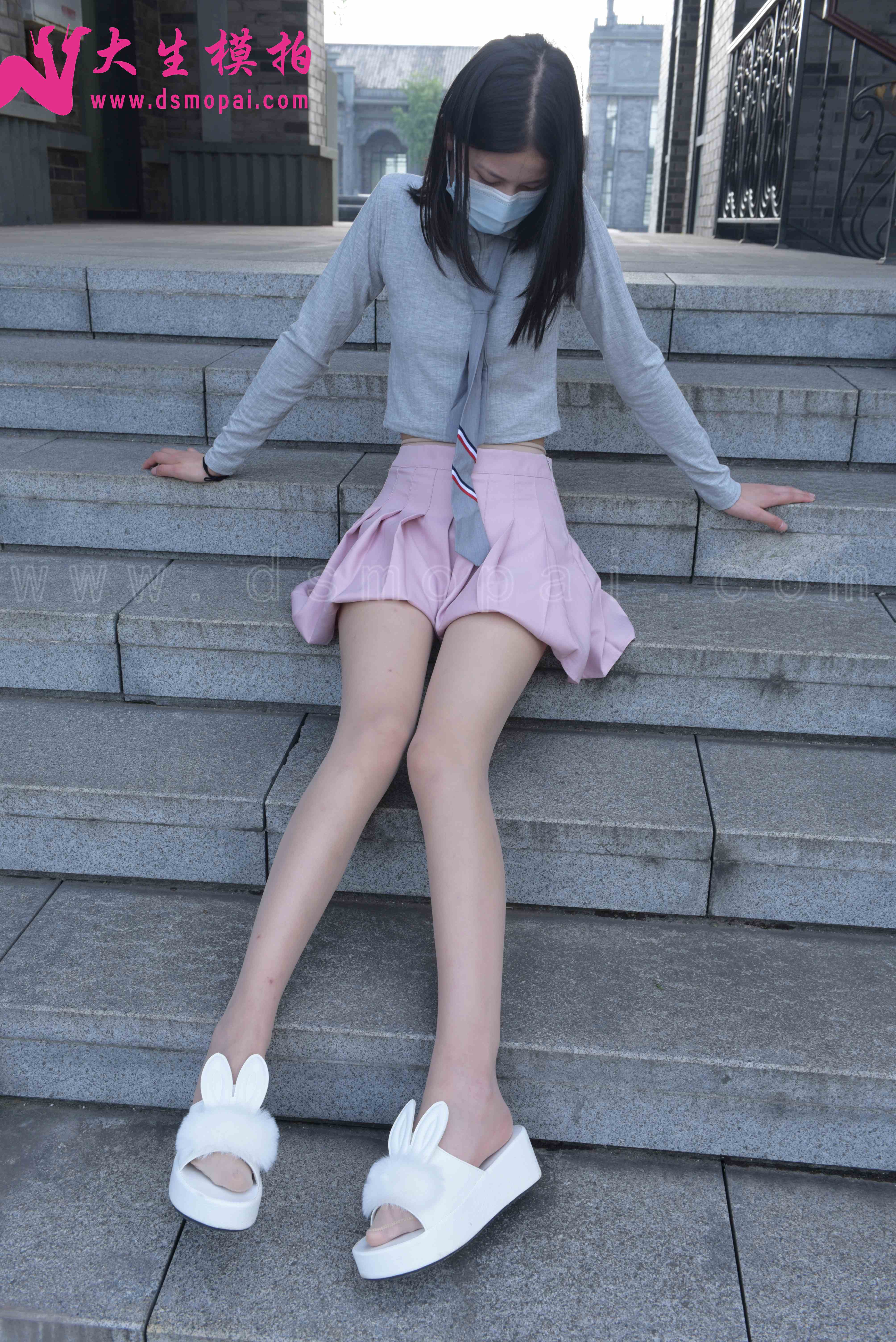 China Beauty Legs and feet 900