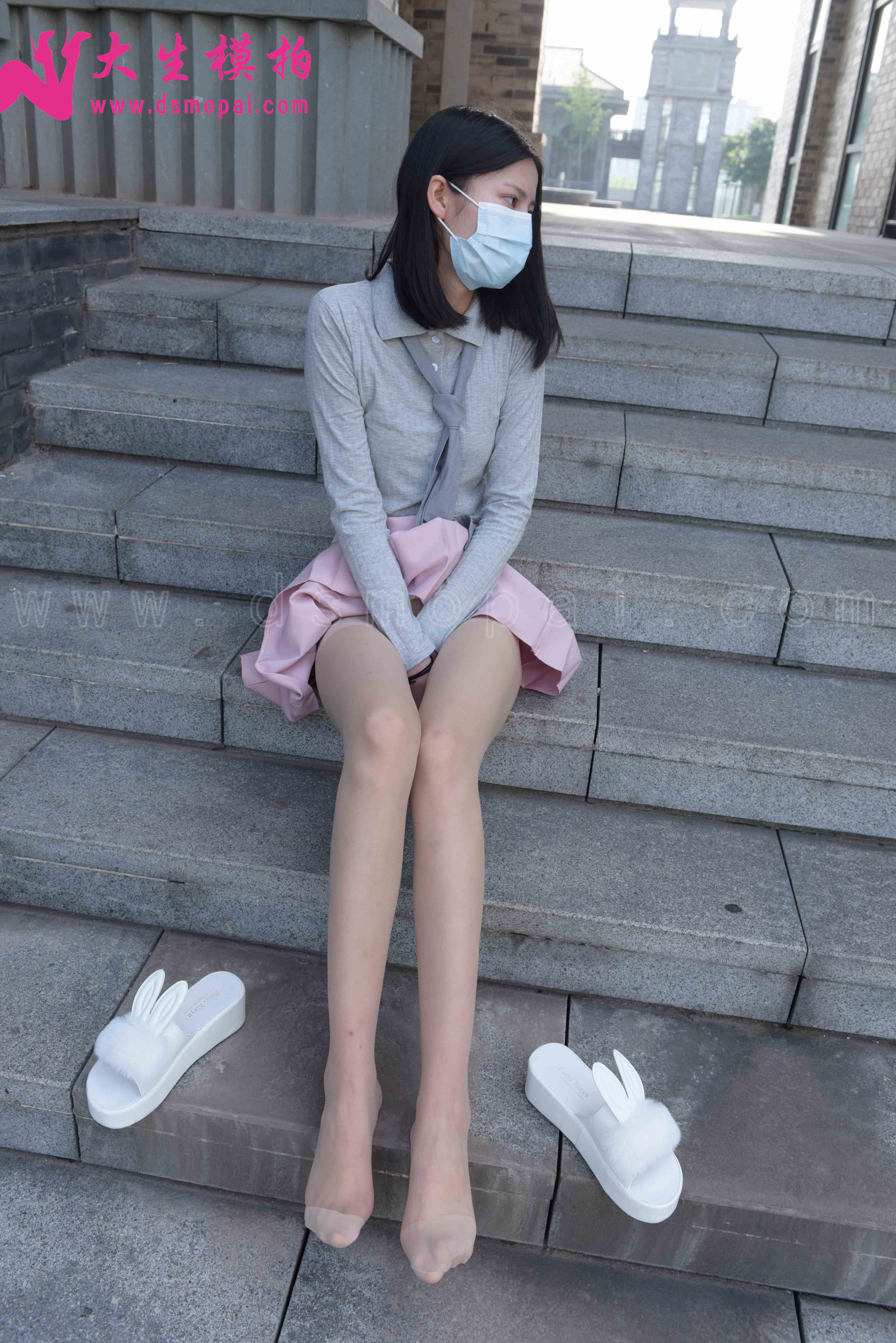 China Beauty Legs and feet 900