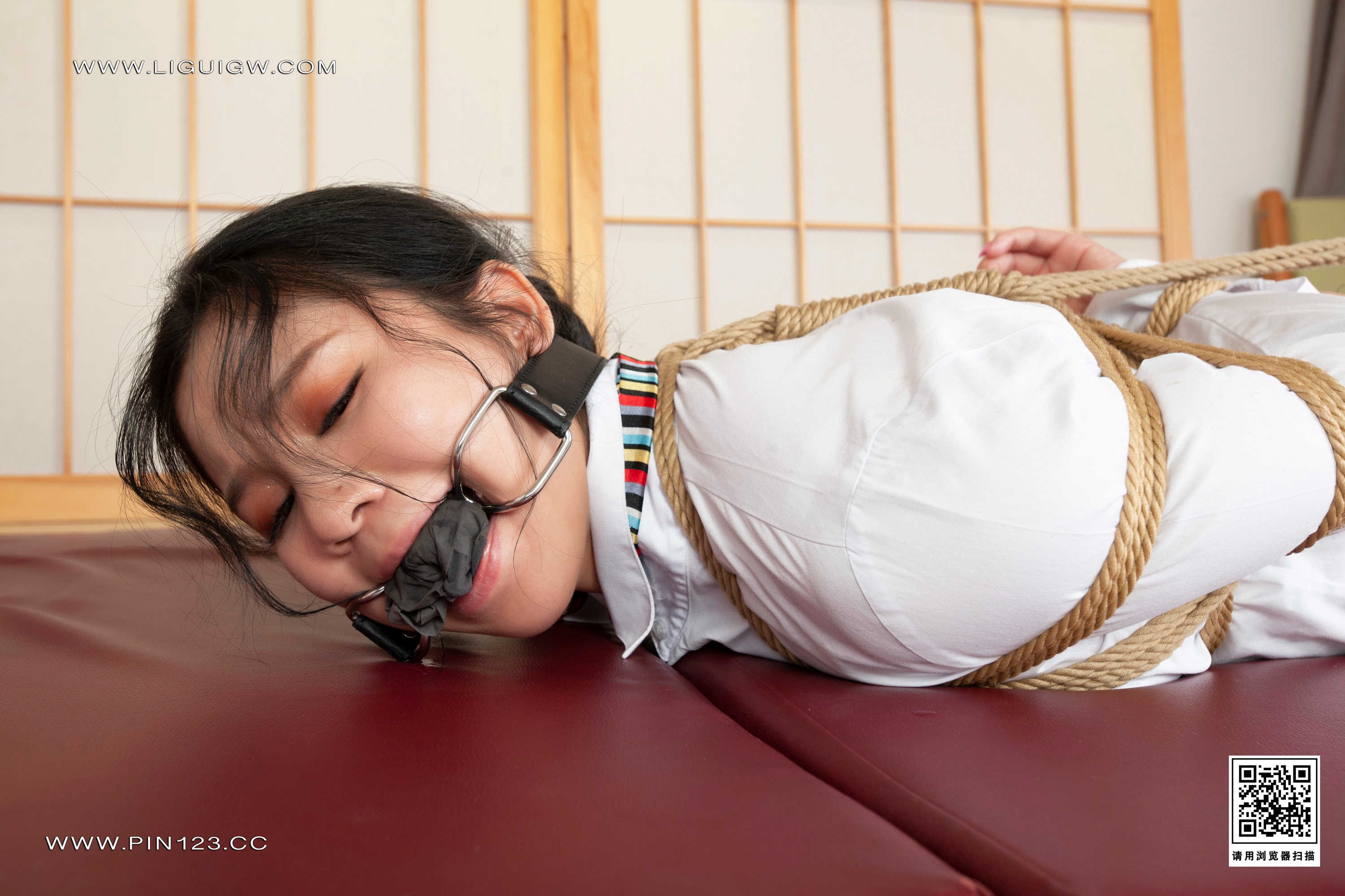 Chinese lady bondage 561