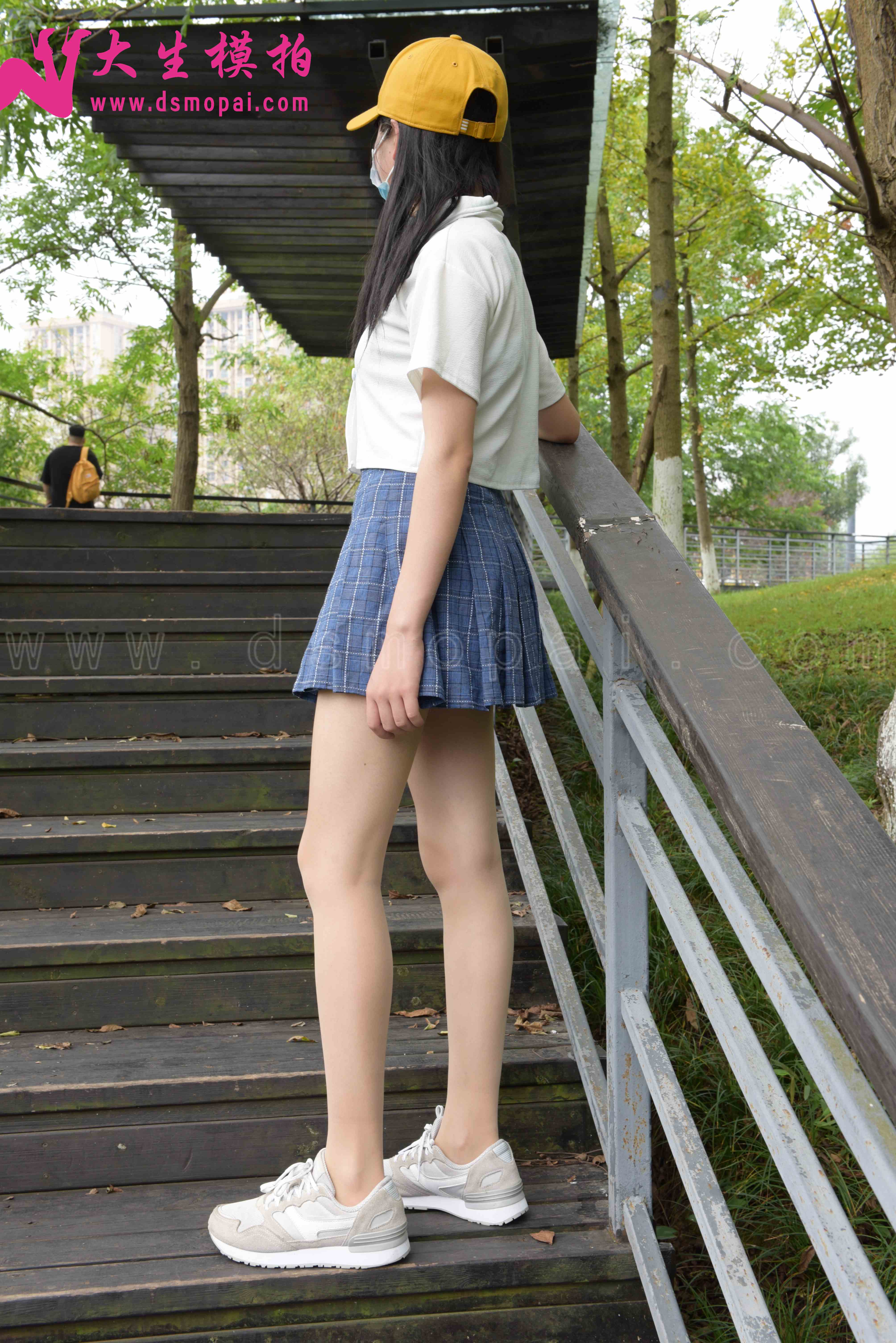 China Beauty Legs and feet 905