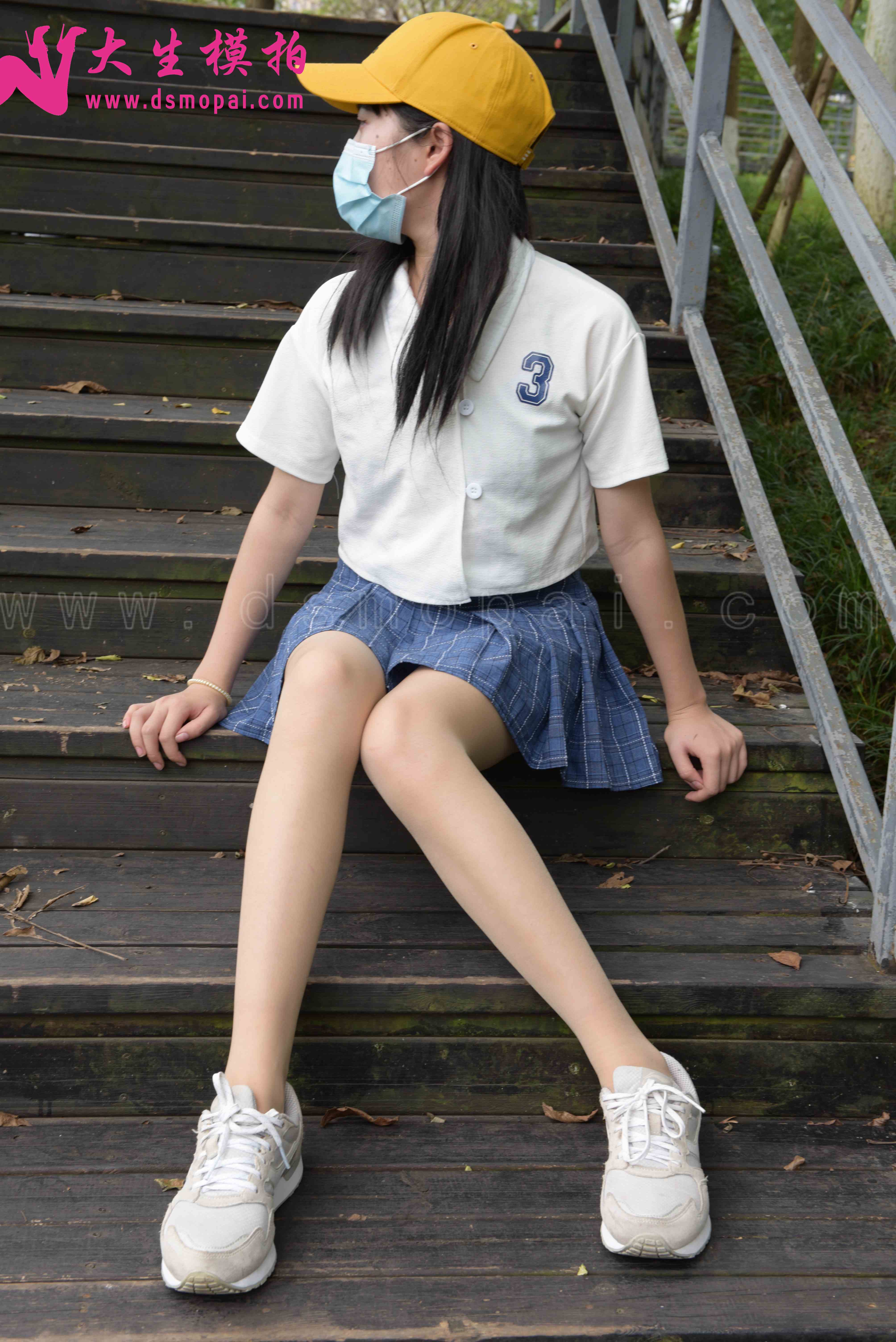 China Beauty Legs and feet 905