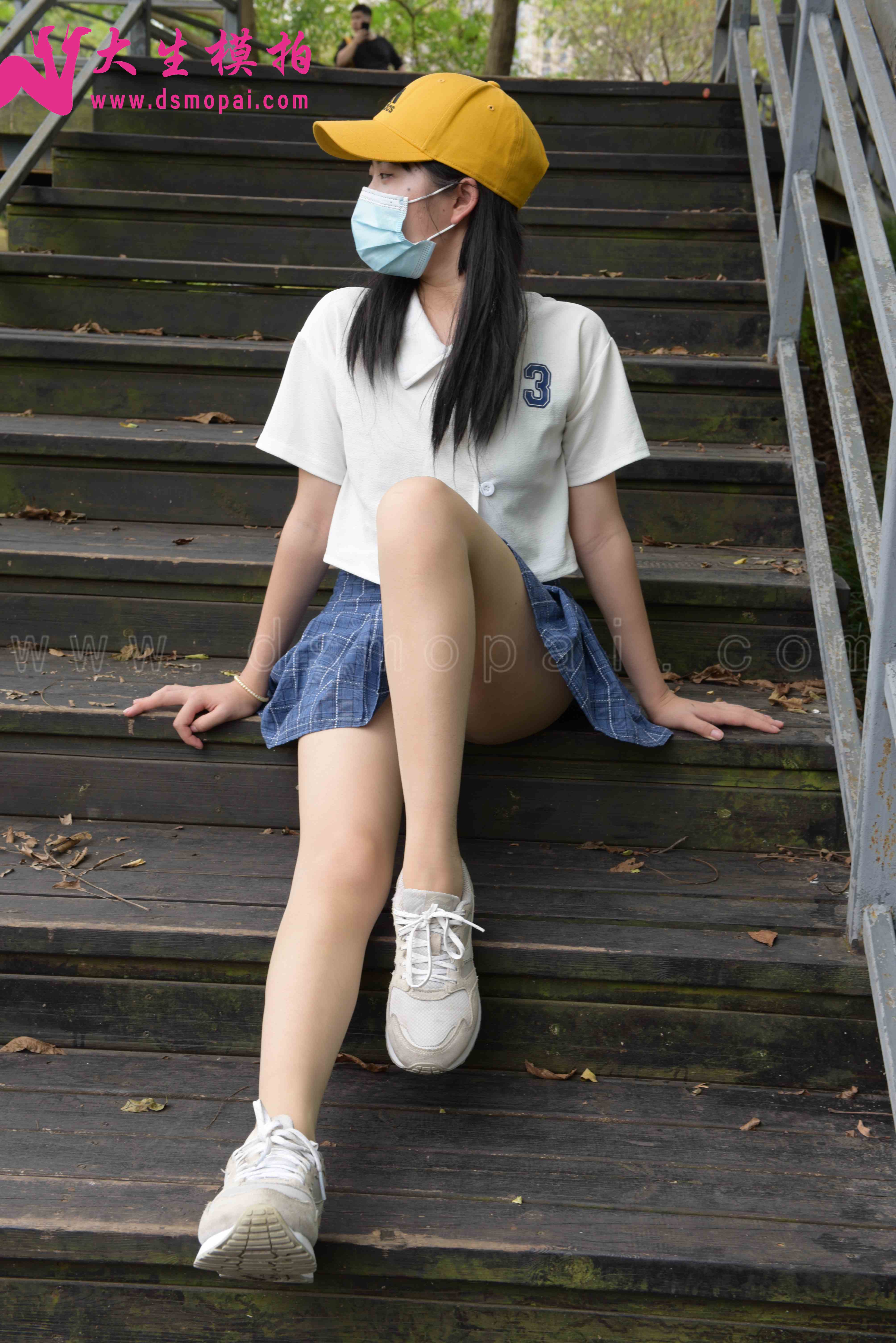 China Beauty Legs and feet 905