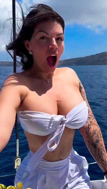 happy day of love and friendship