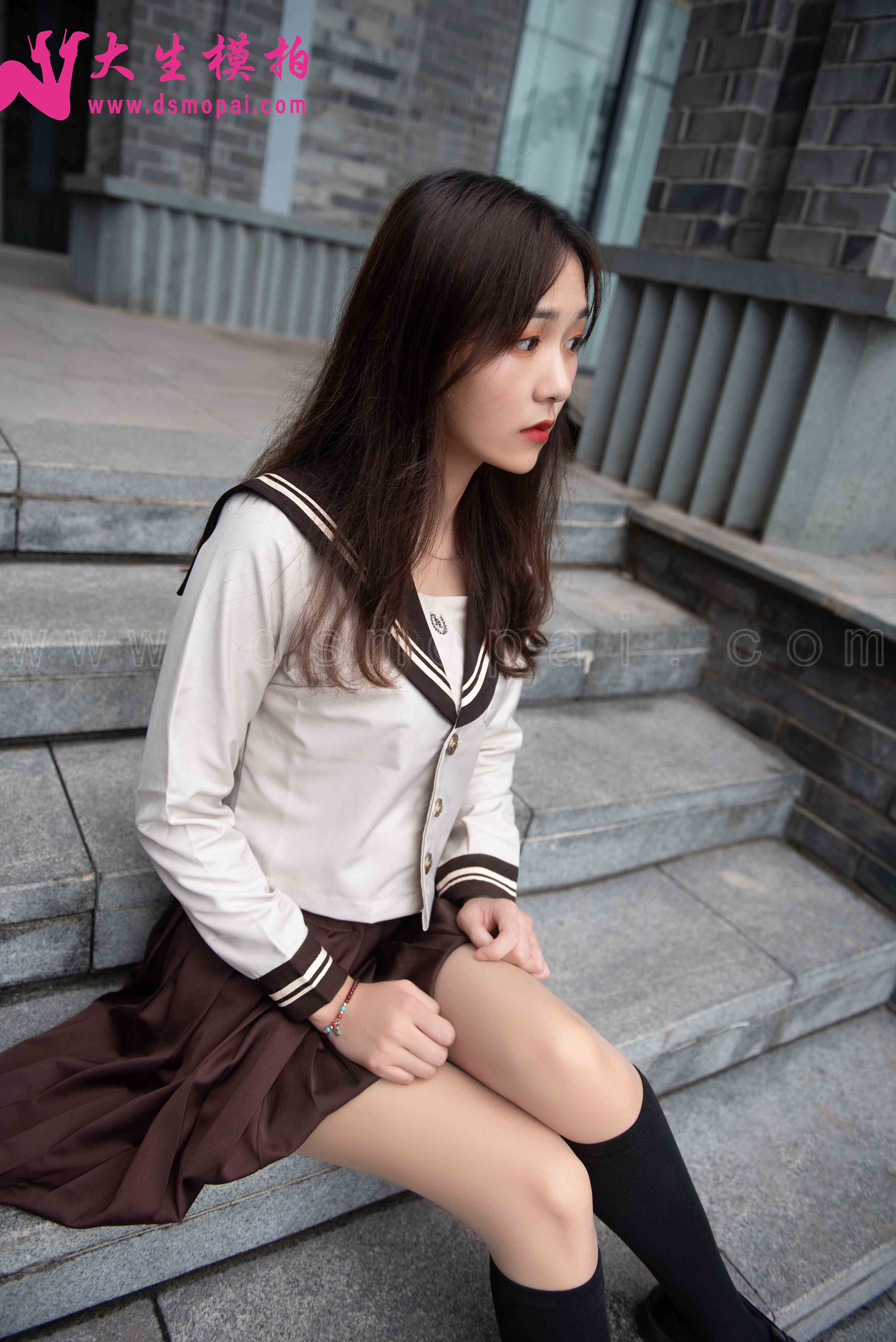 China Beauty Legs and feet 906