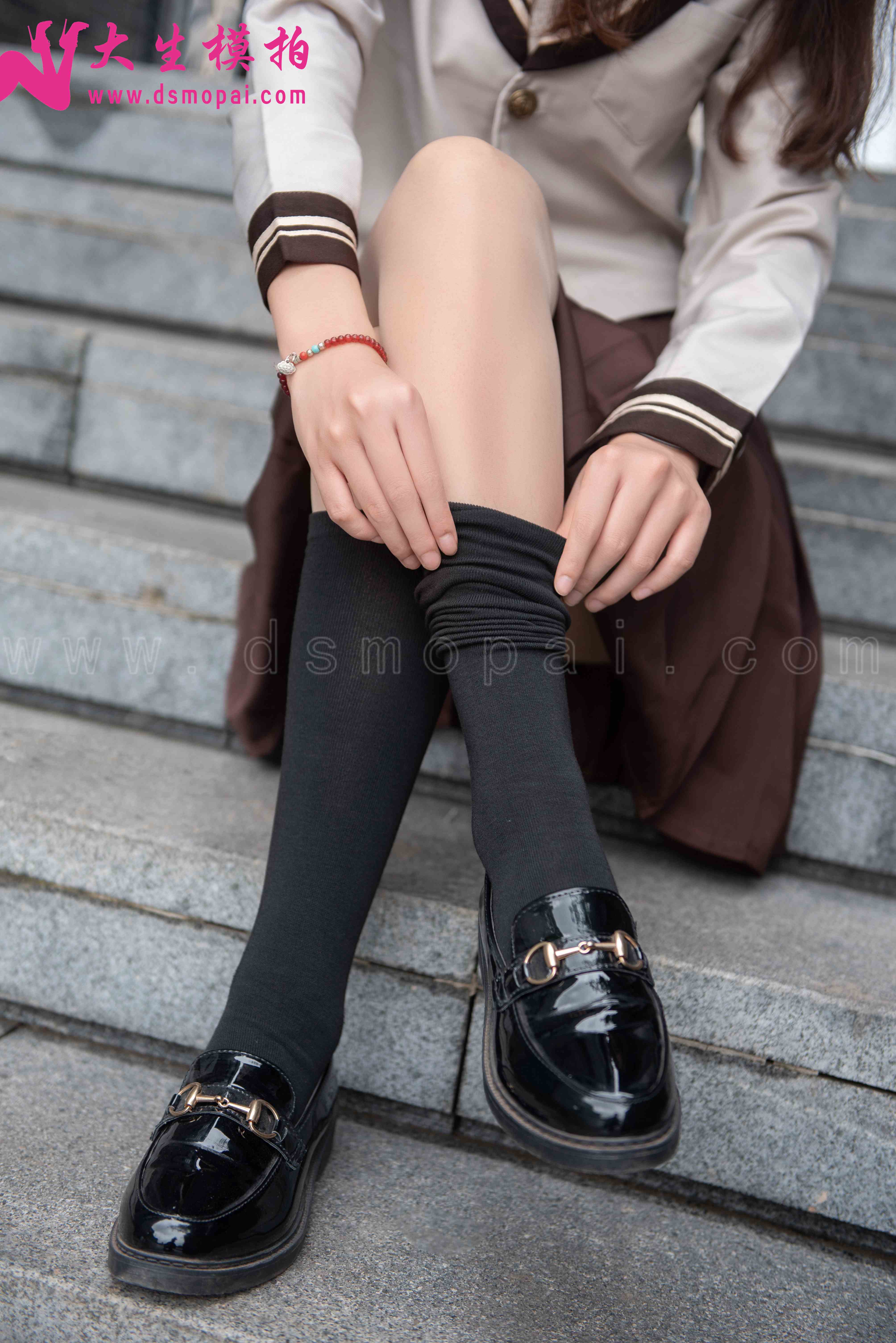 China Beauty Legs and feet 906