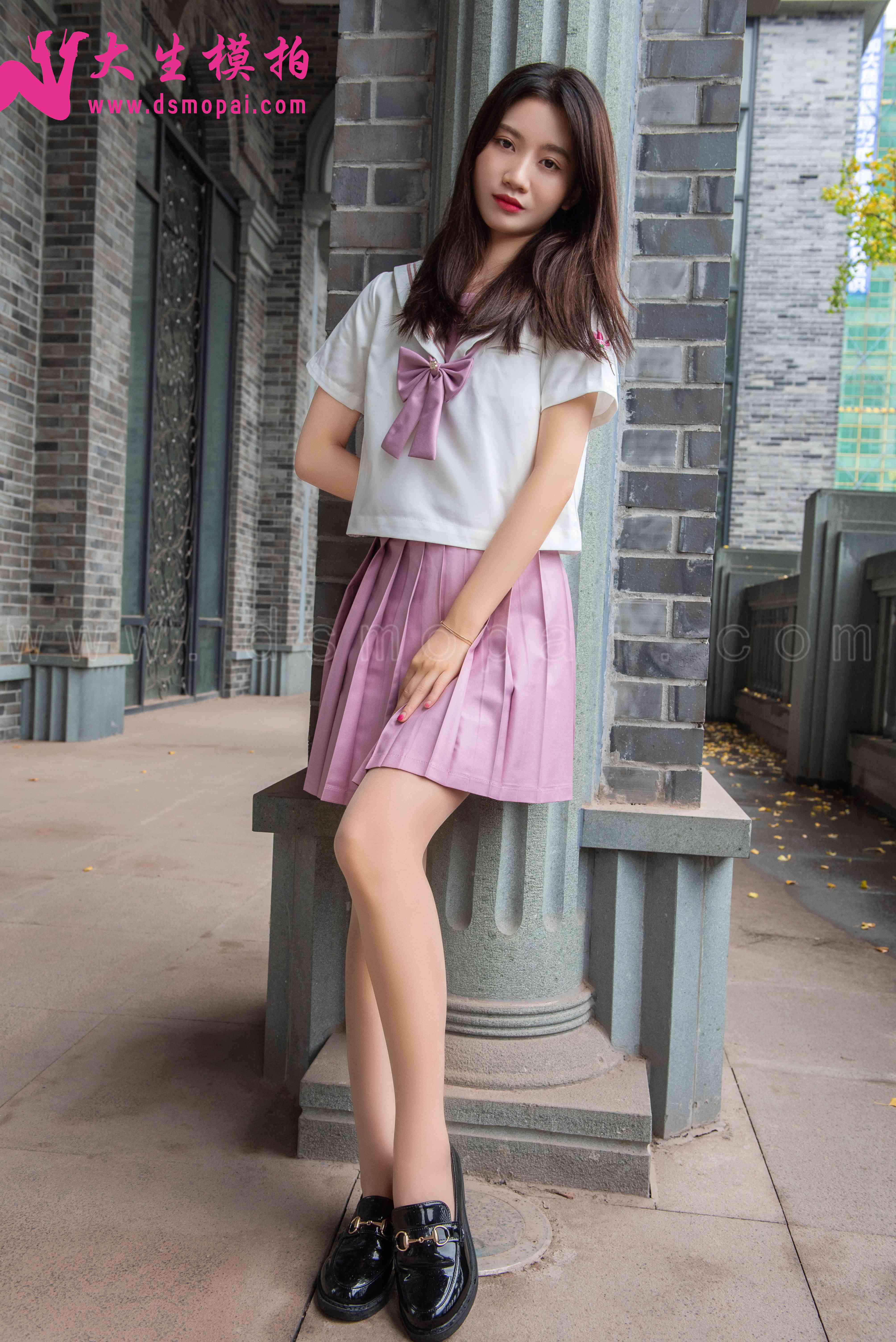 China Beauty Legs and feet 908