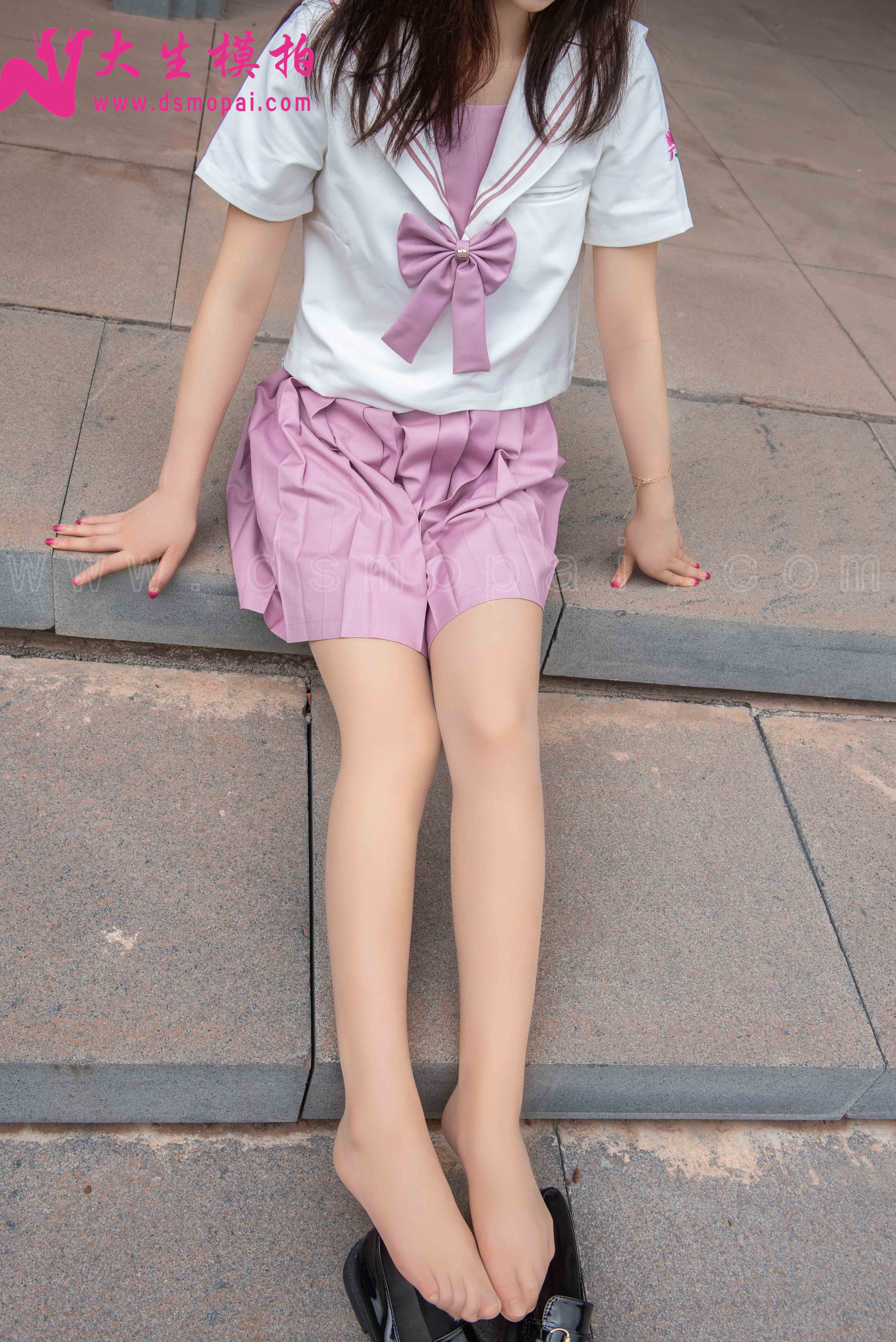 China Beauty Legs and feet 908