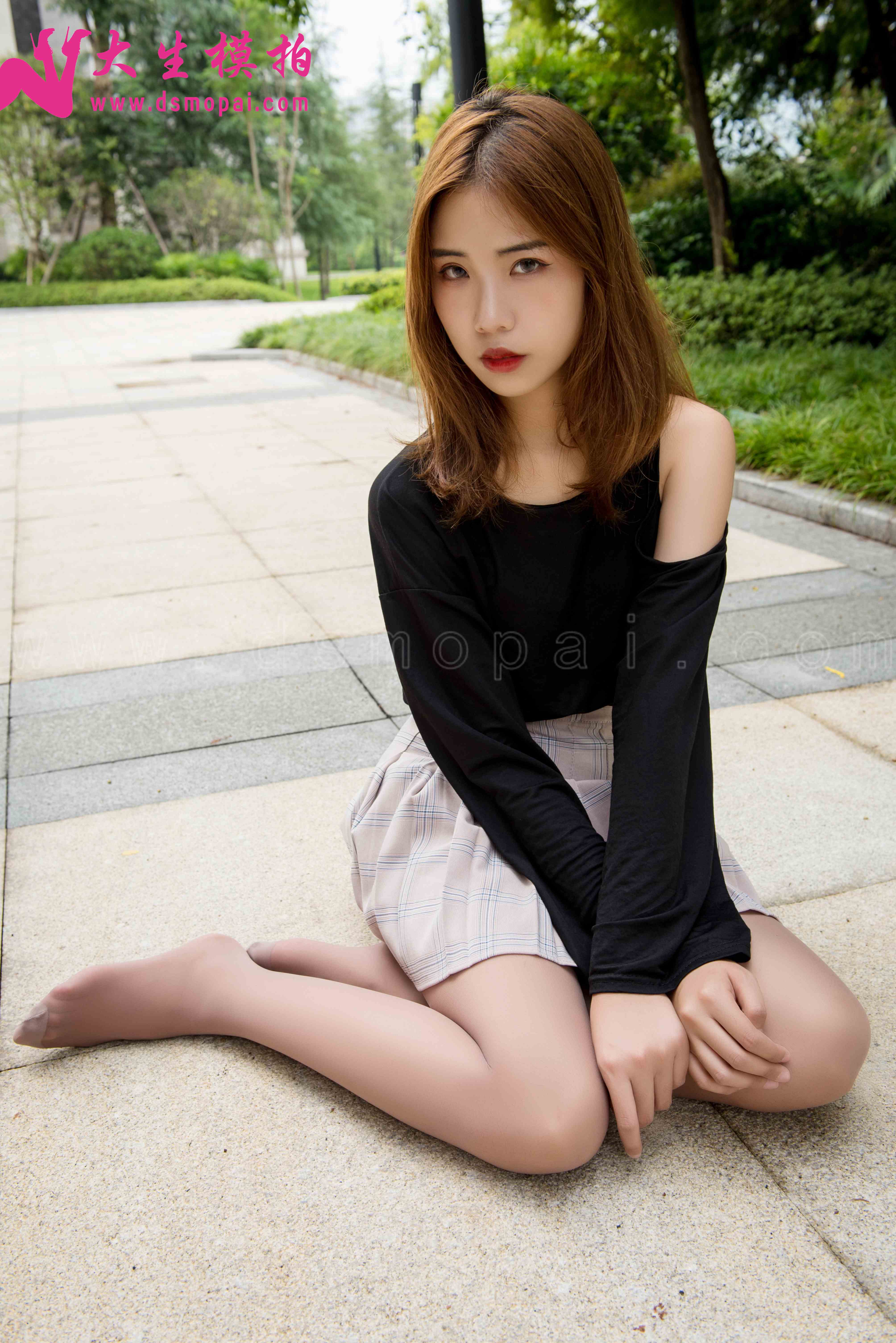 China Beauty Legs and feet 910