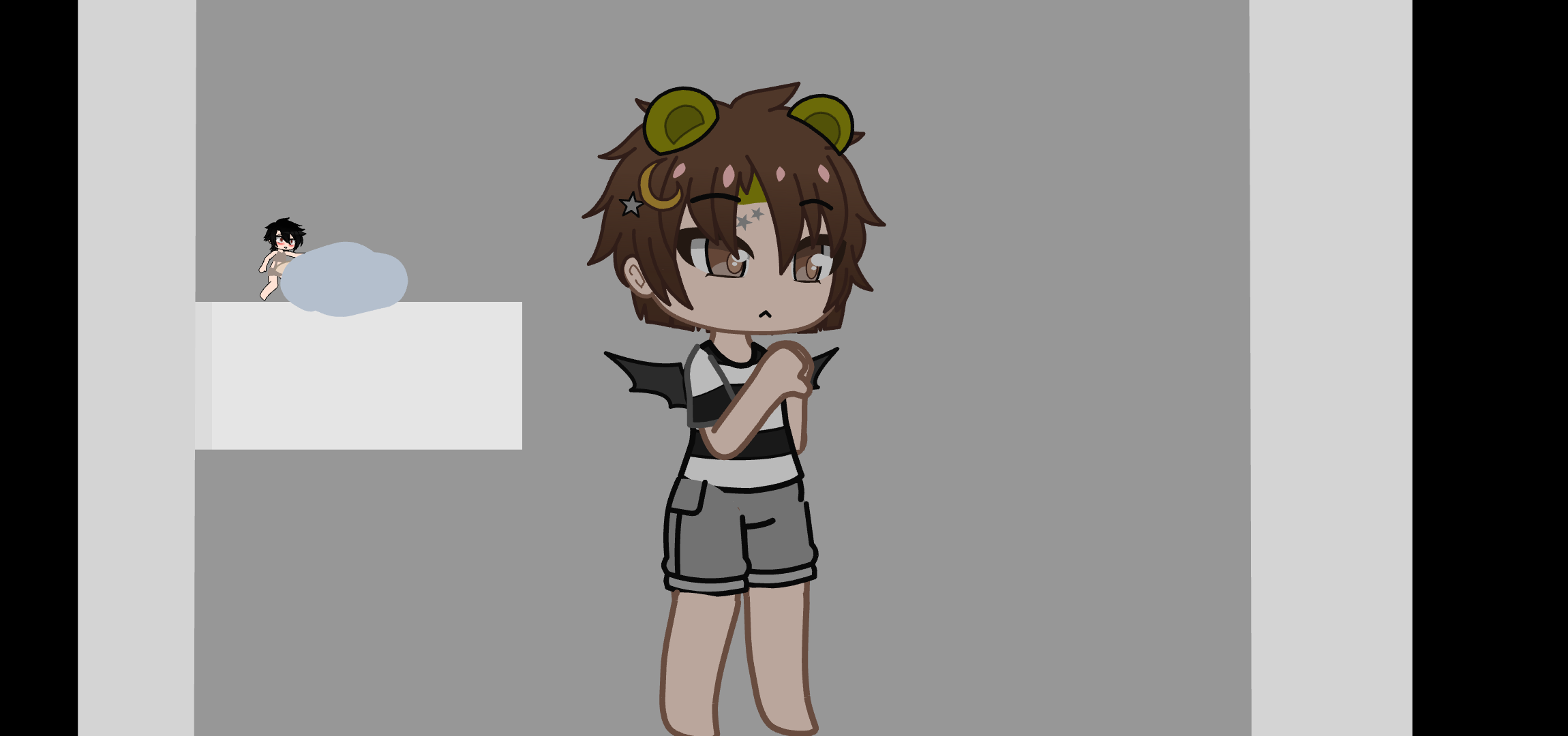 Unaware CC's shower [Tiny Michael, Unaware, Cock Vore]