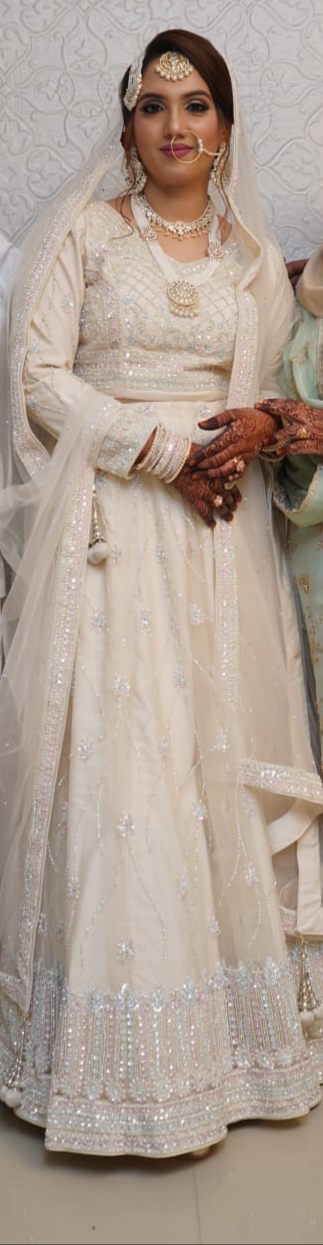 Sexy Indian slut shehnaaz