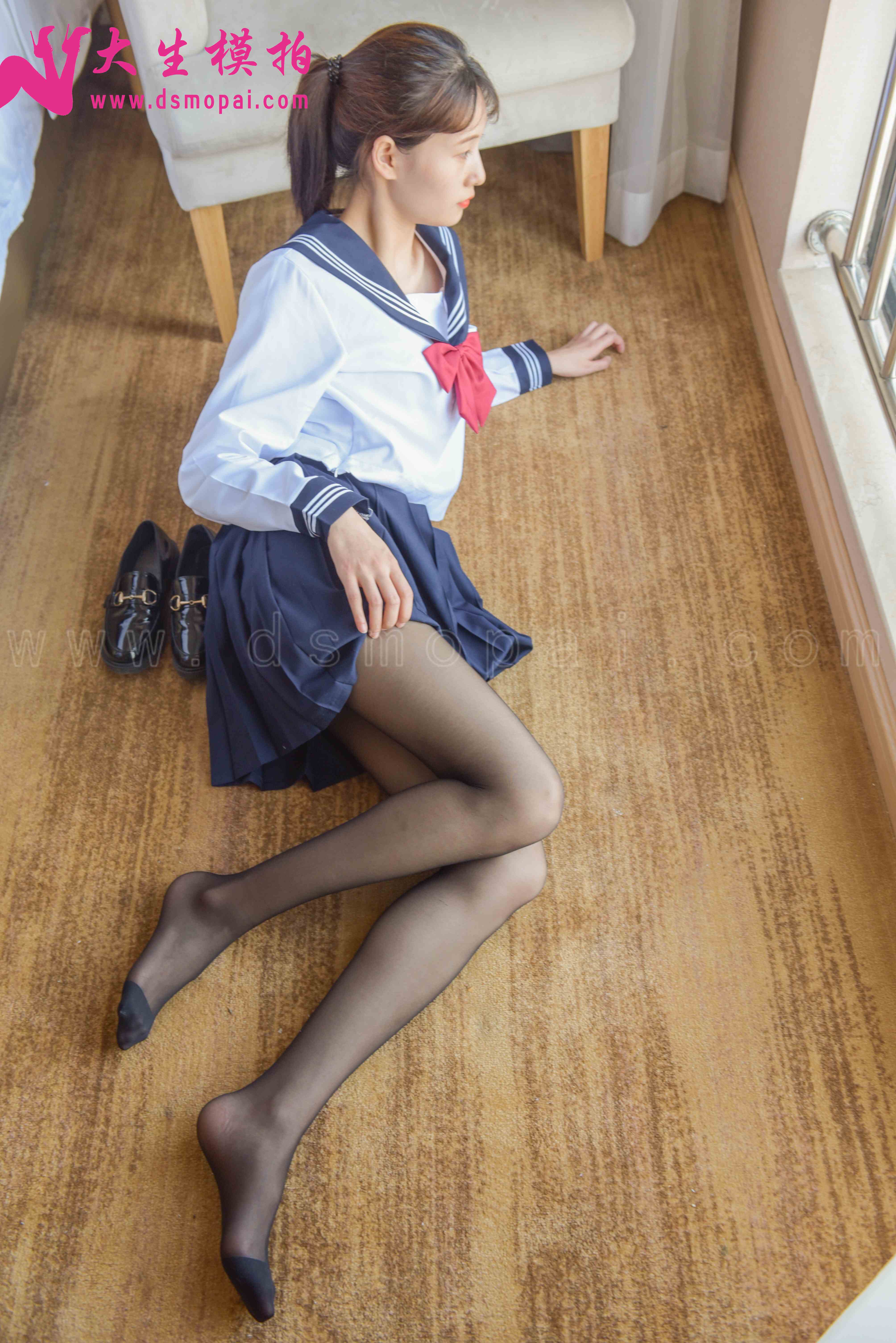 China Beauty Legs and feet 916