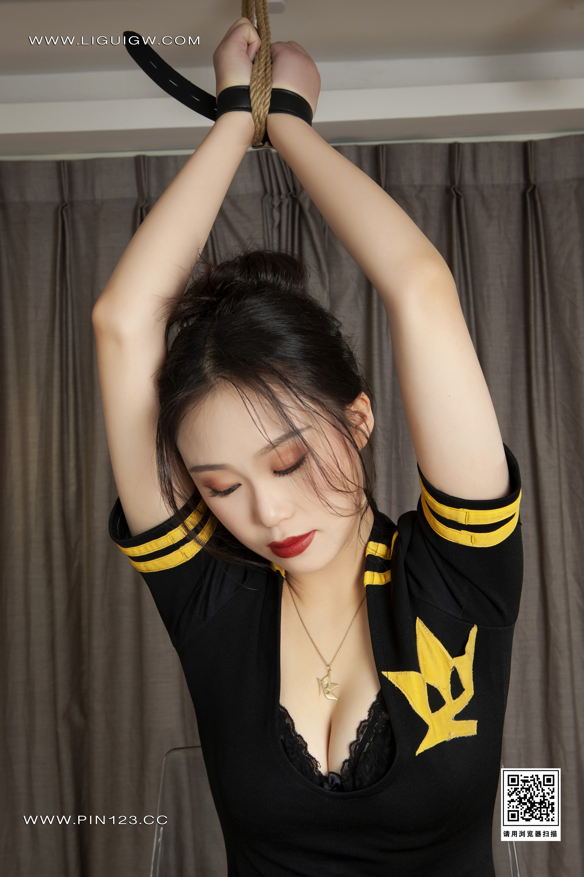 Chinese lady bondage 566-1