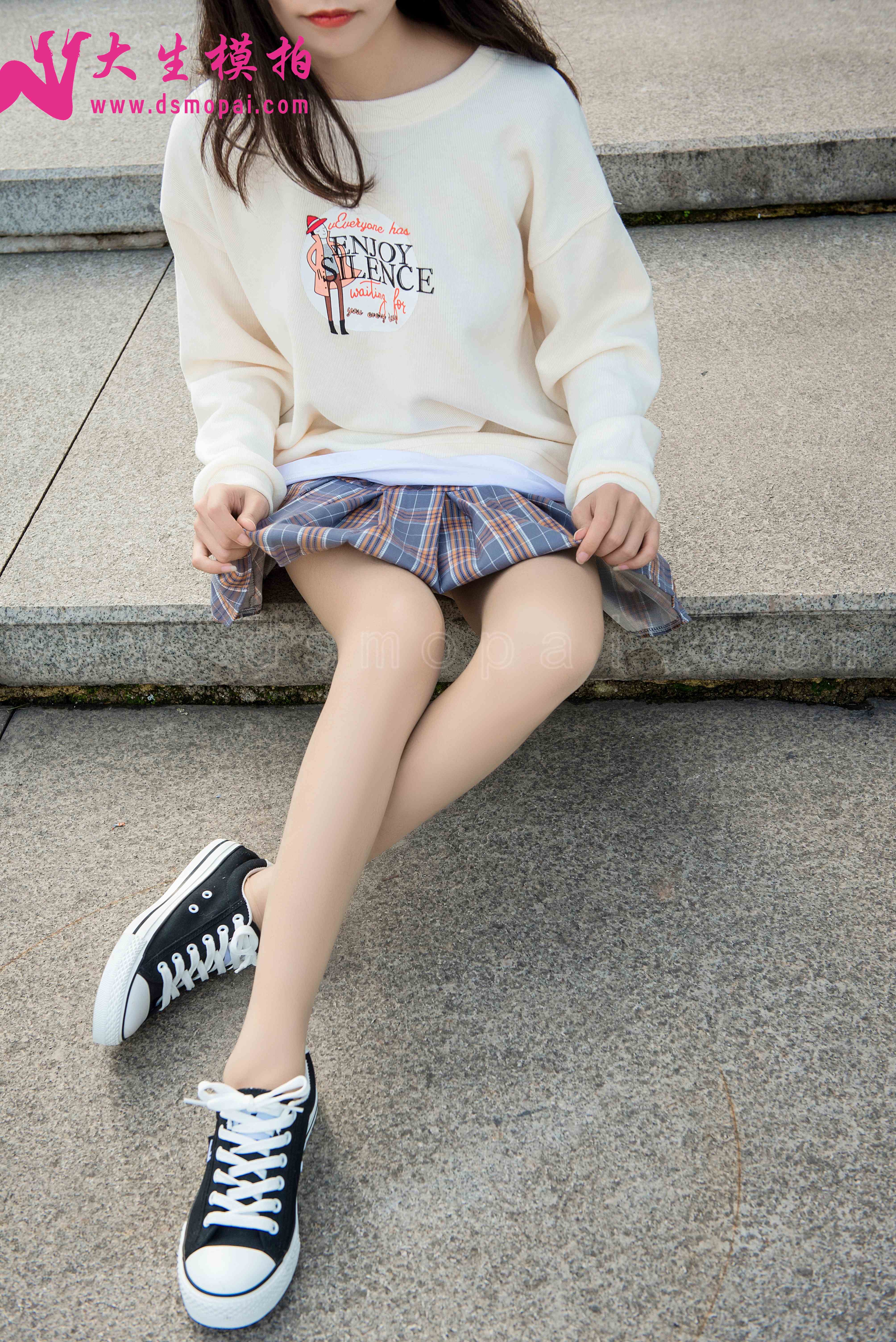 China Beauty Legs and feet 921