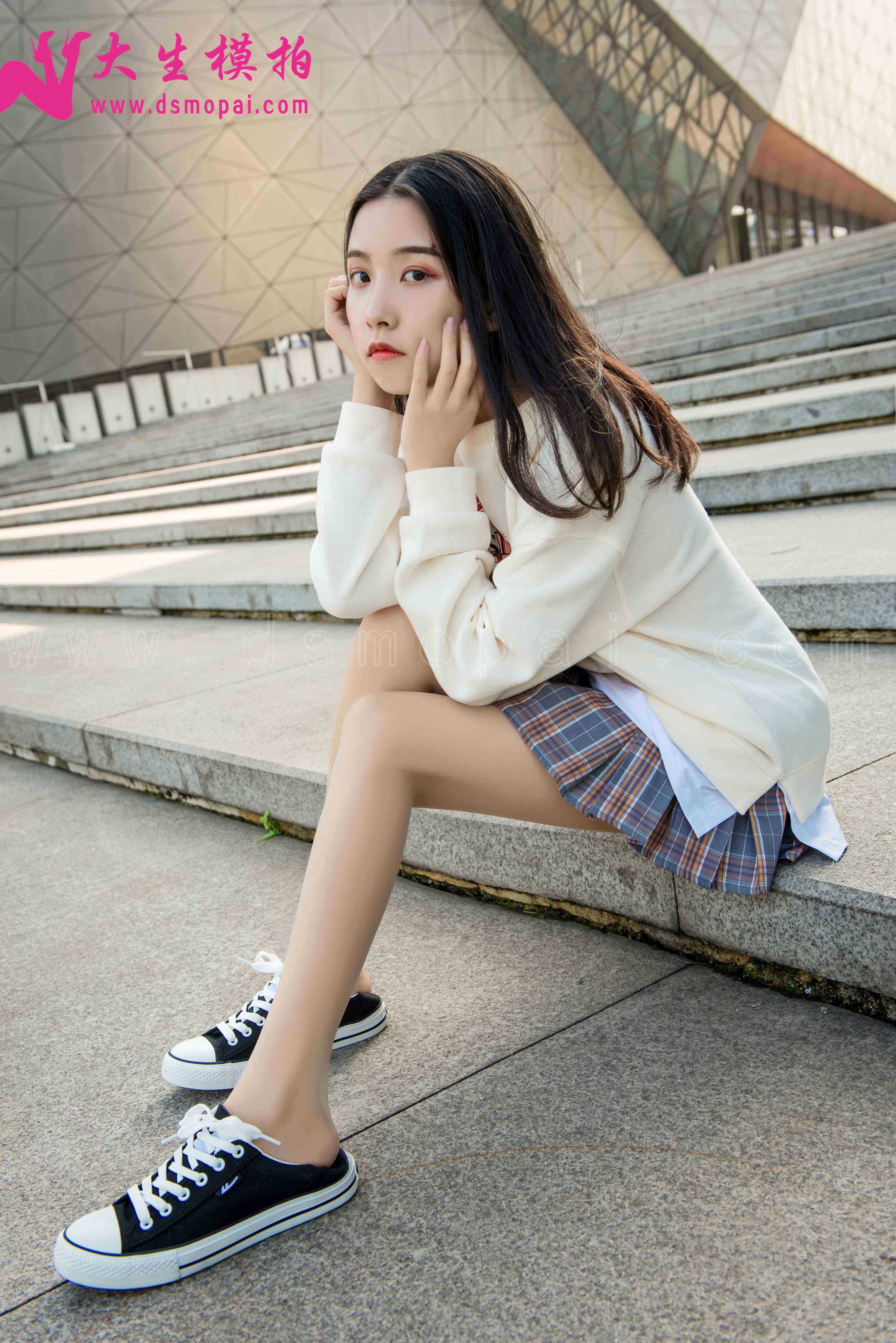 China Beauty Legs and feet 921