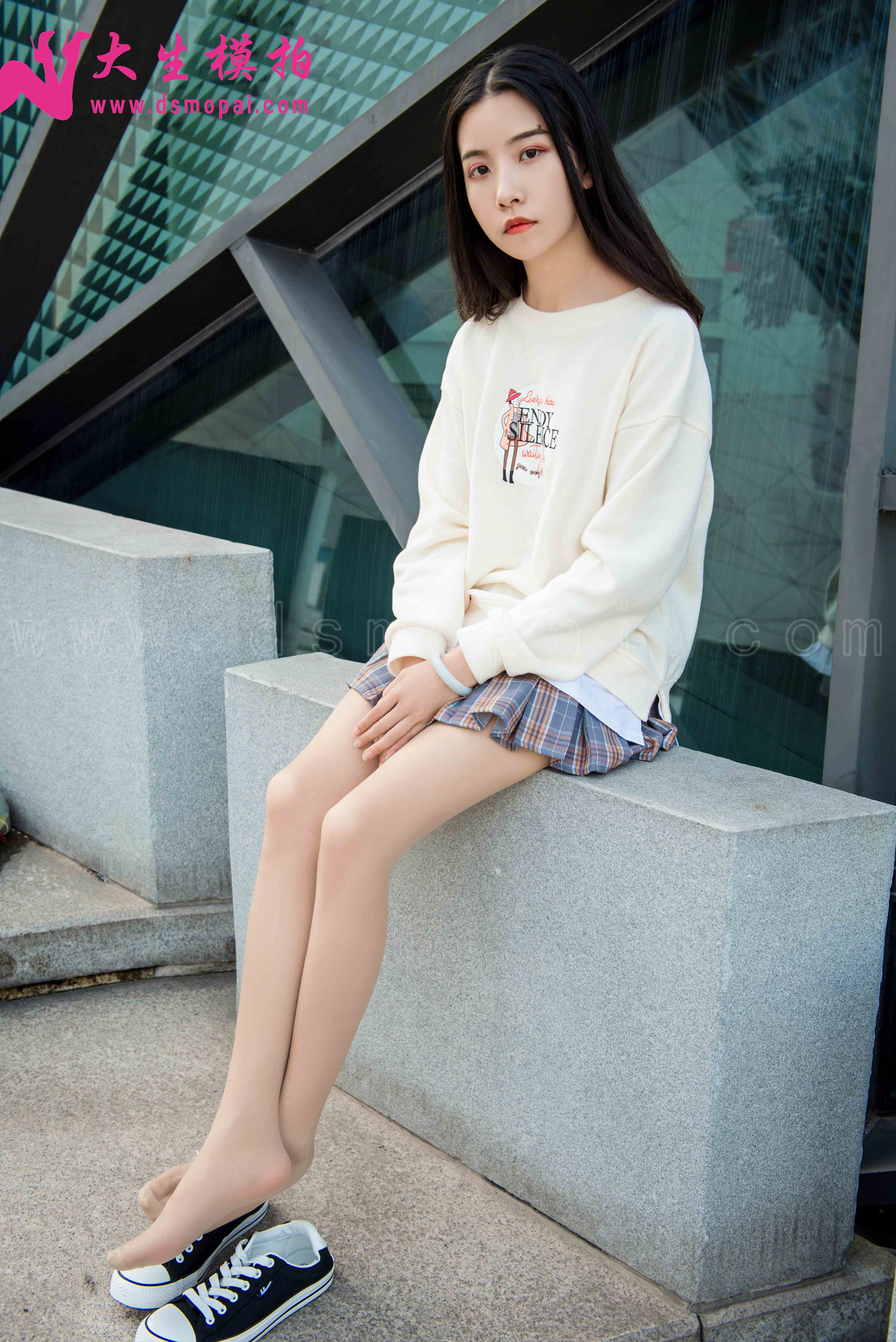 China Beauty Legs and feet 921