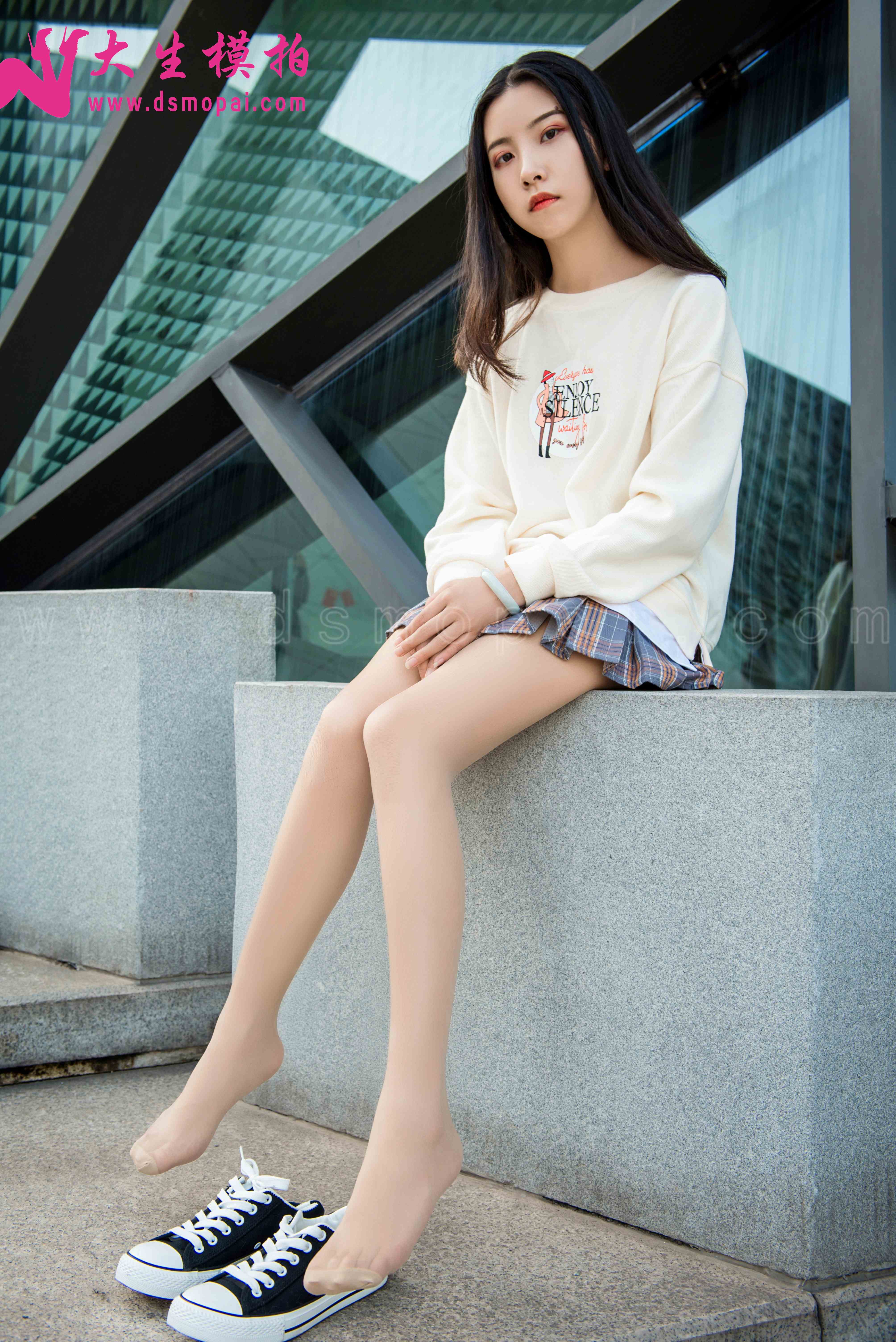 China Beauty Legs and feet 921