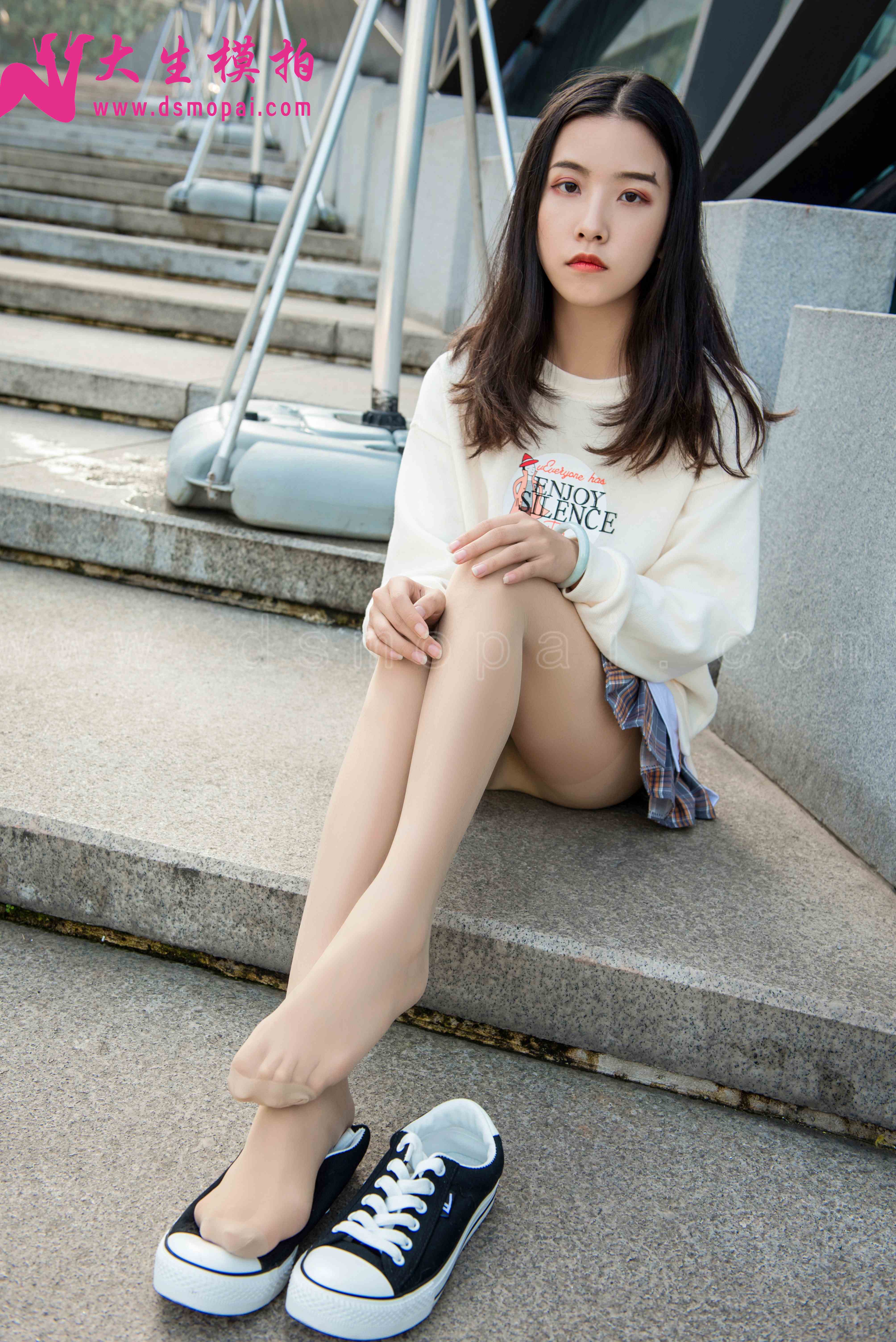 China Beauty Legs and feet 921