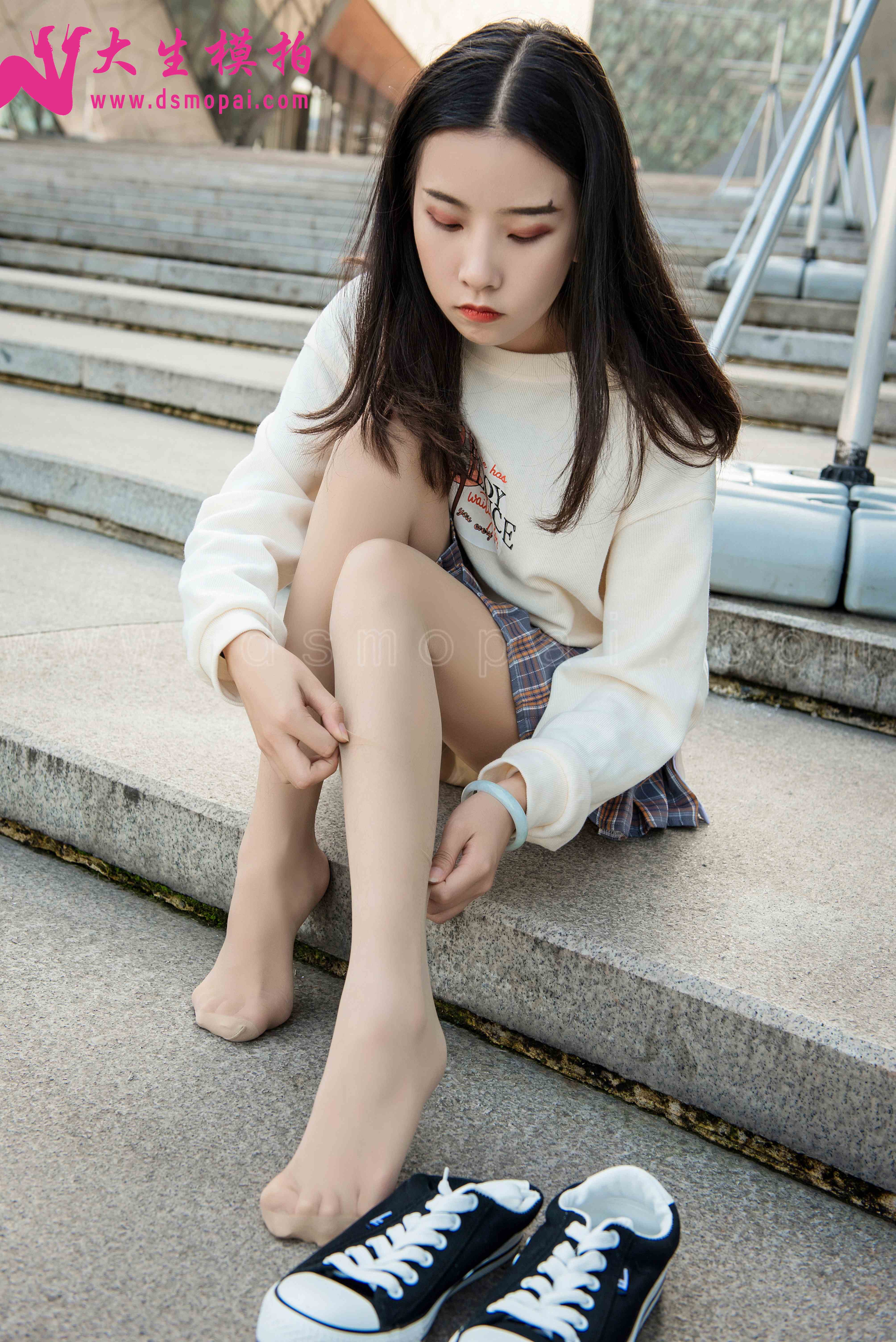 China Beauty Legs and feet 921