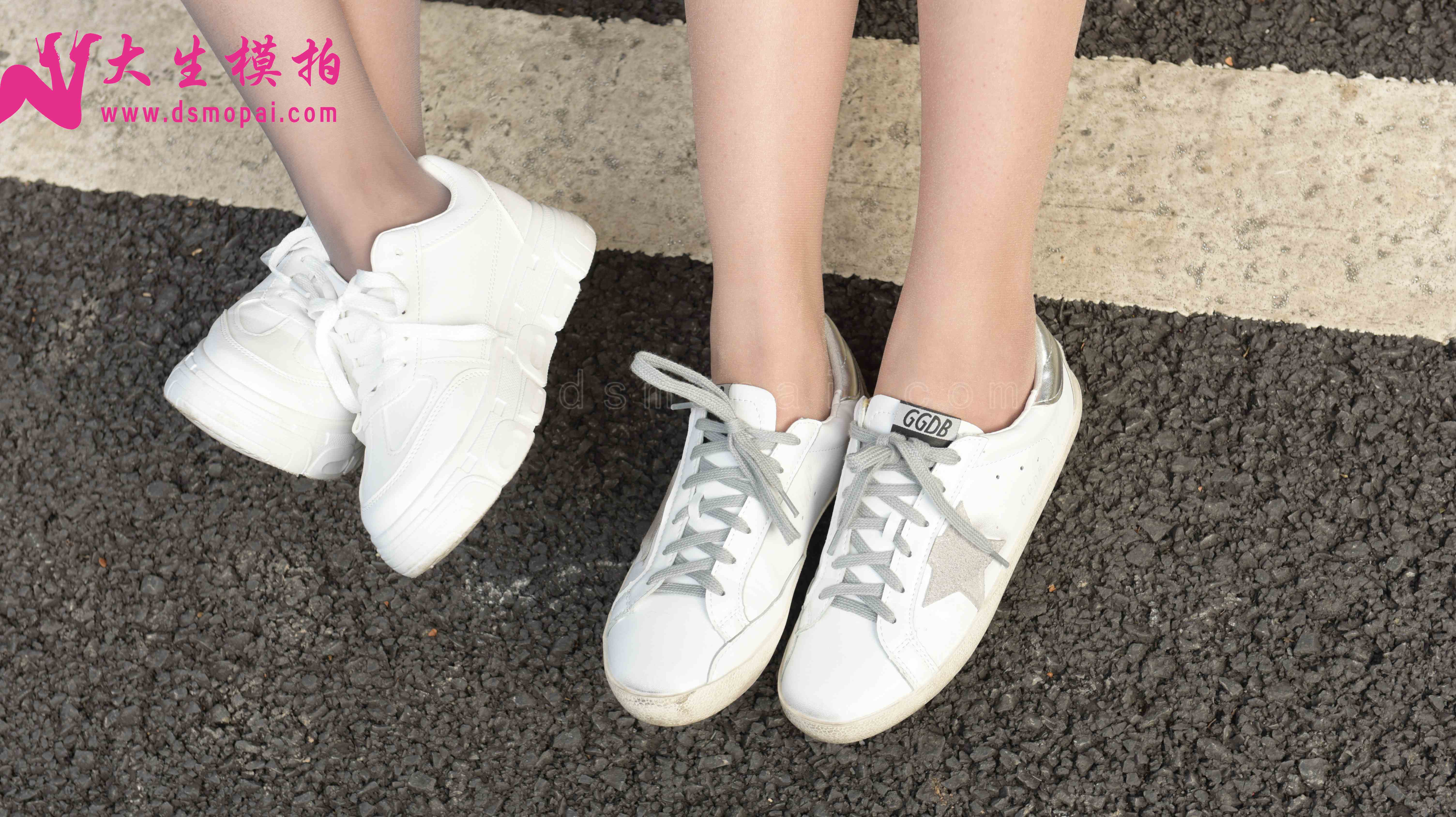 China Beauty Legs and feet 922