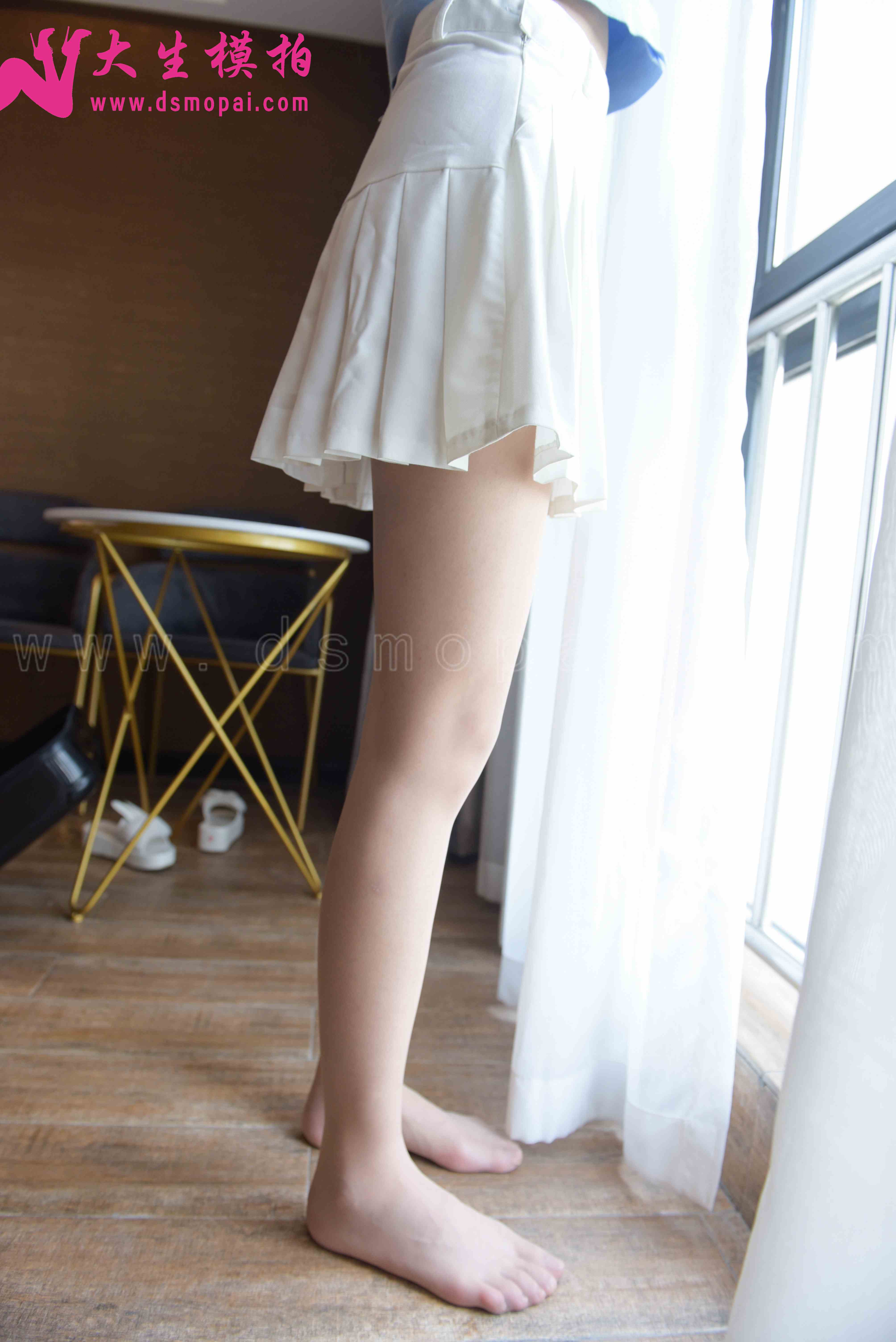 China Beauty Legs and feet 923