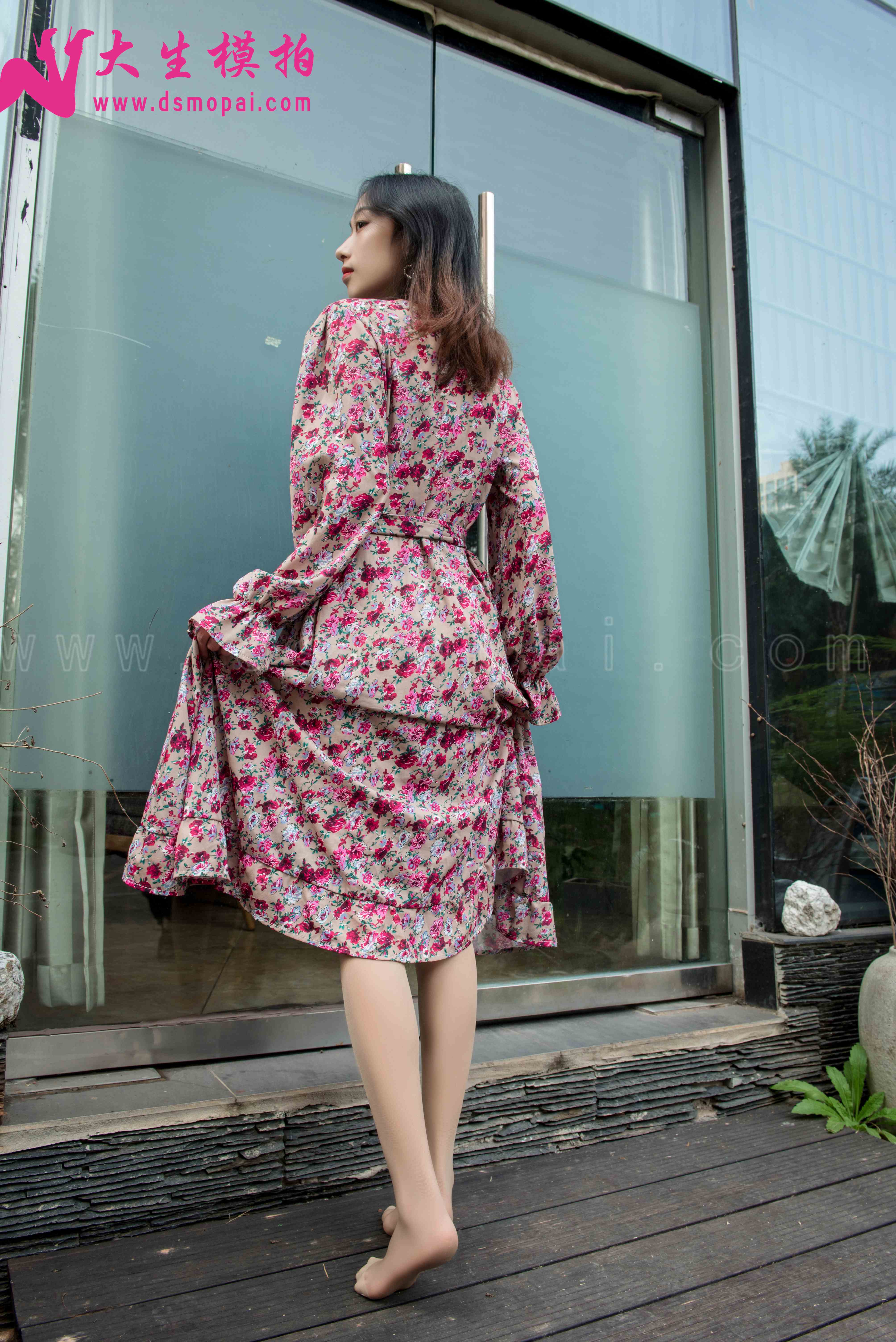 China Beauty Legs and feet 925