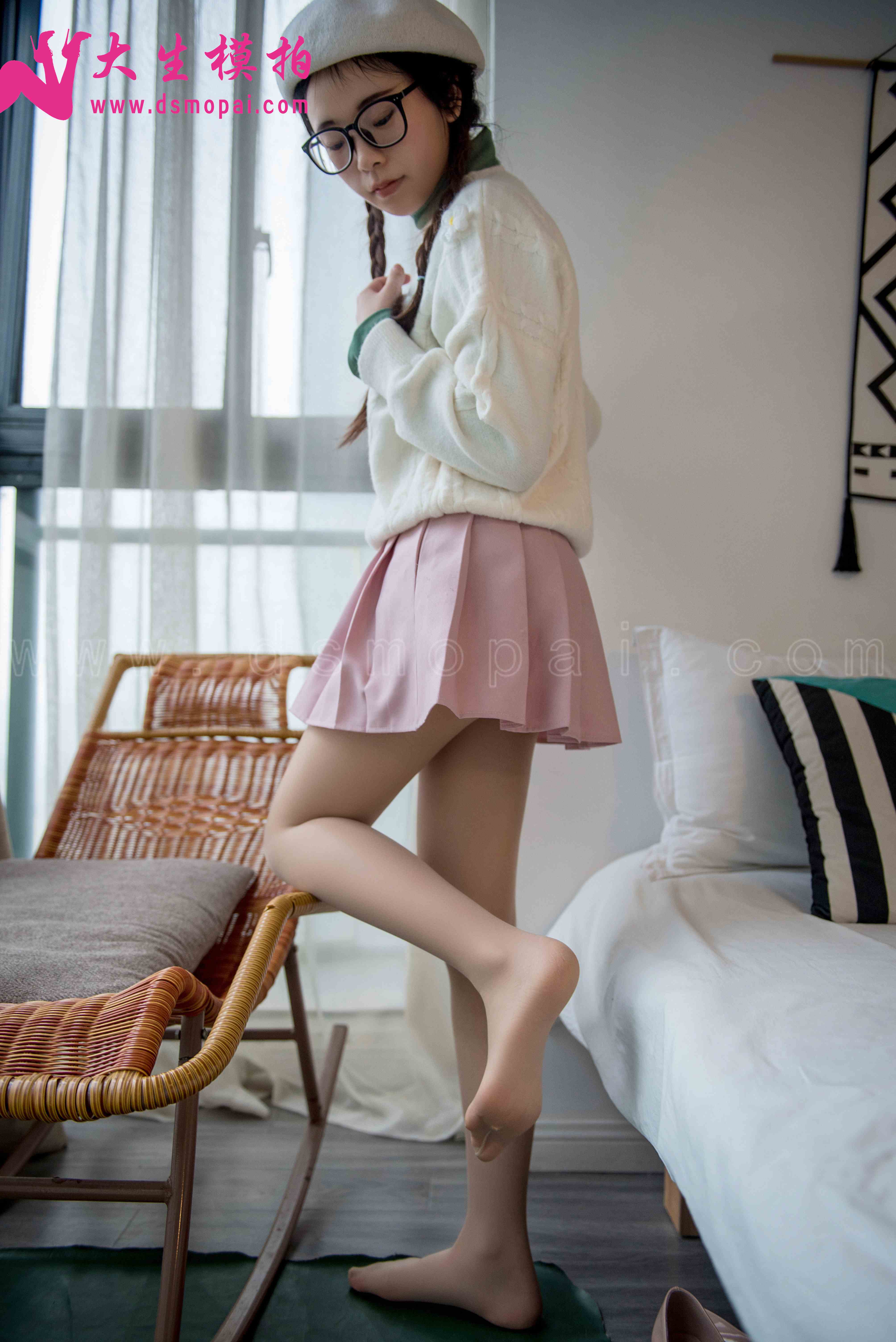 China Beauty Legs and feet 928