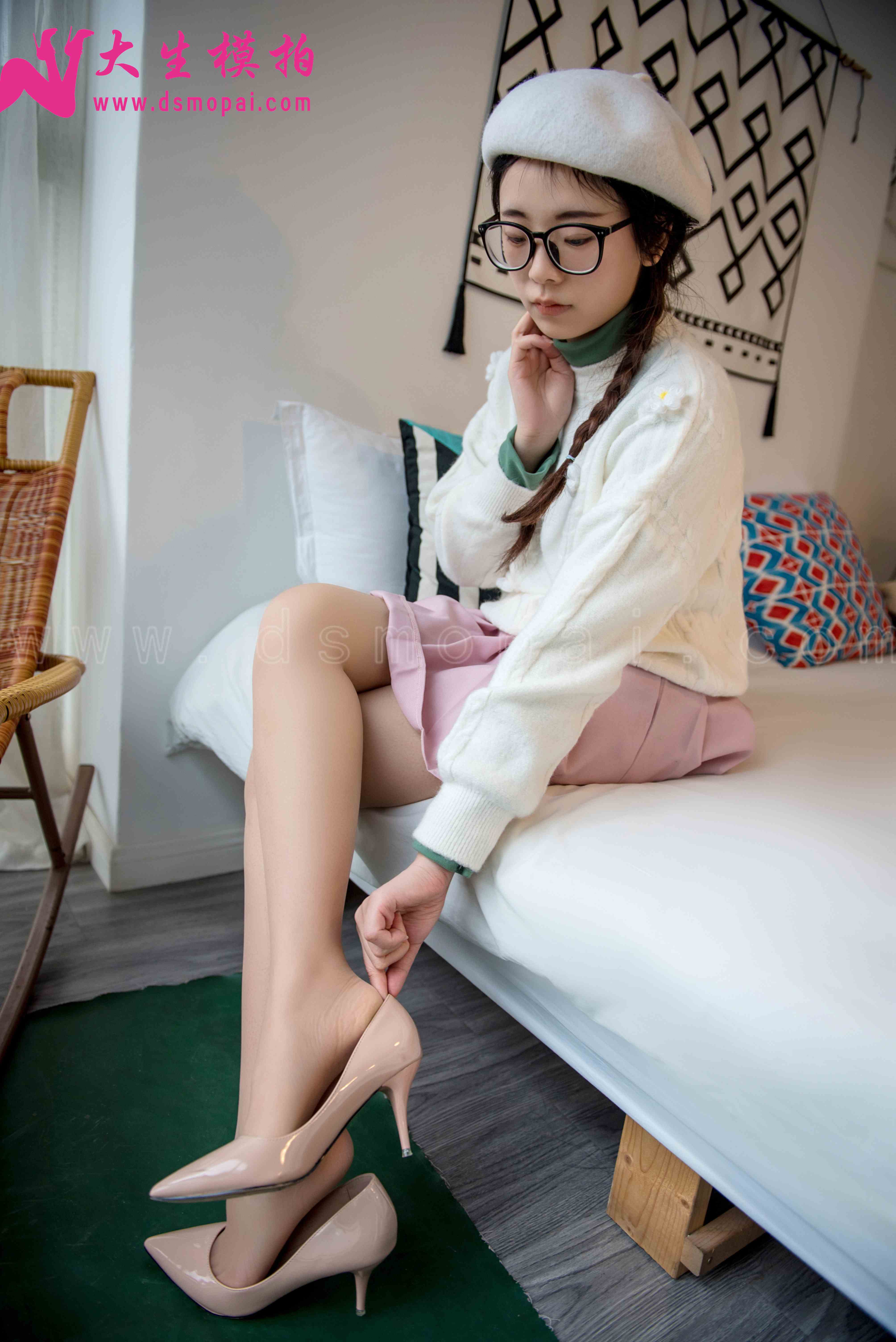 China Beauty Legs and feet 928