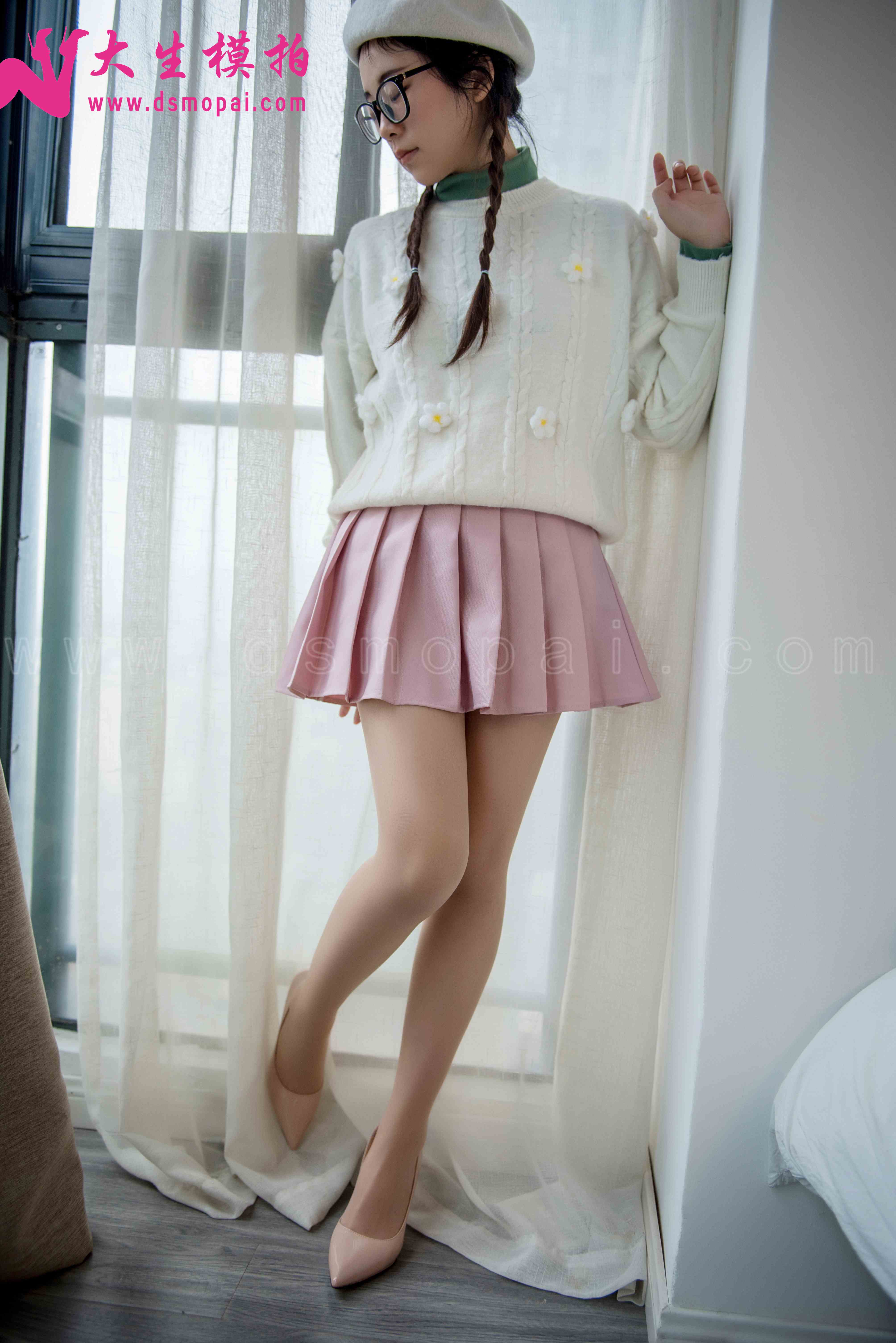 China Beauty Legs and feet 928