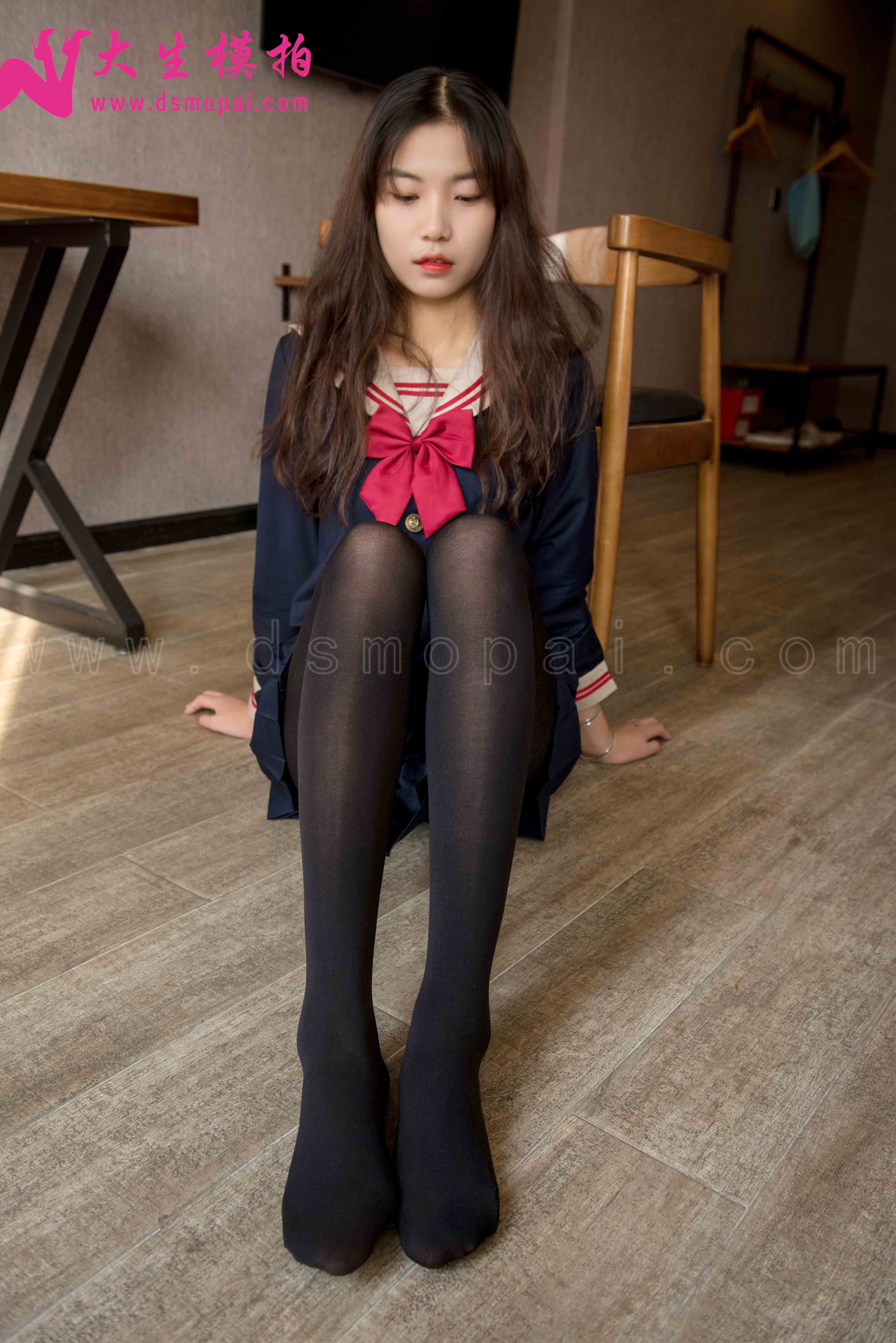 China Beauty Legs and feet 929