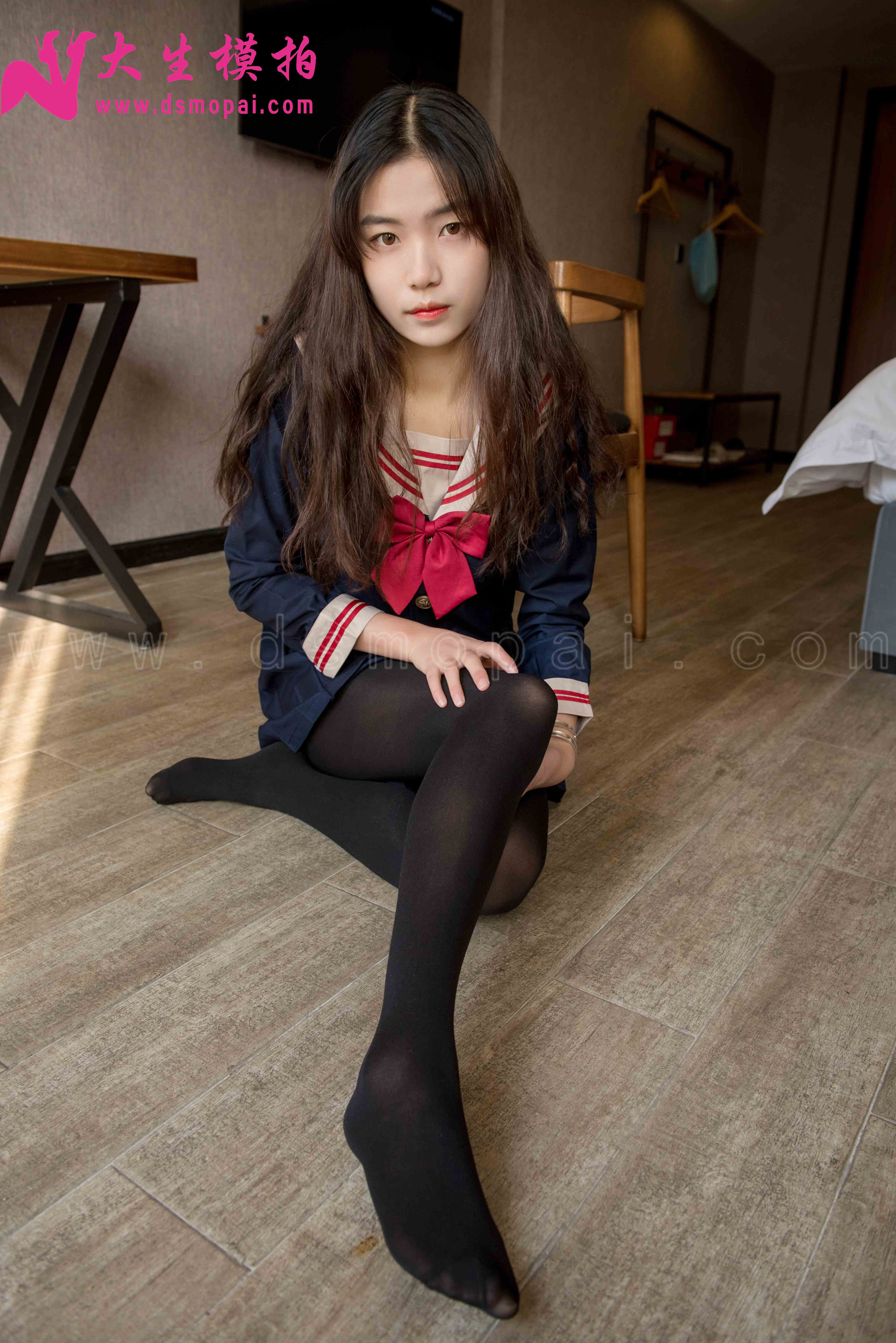 China Beauty Legs and feet 929