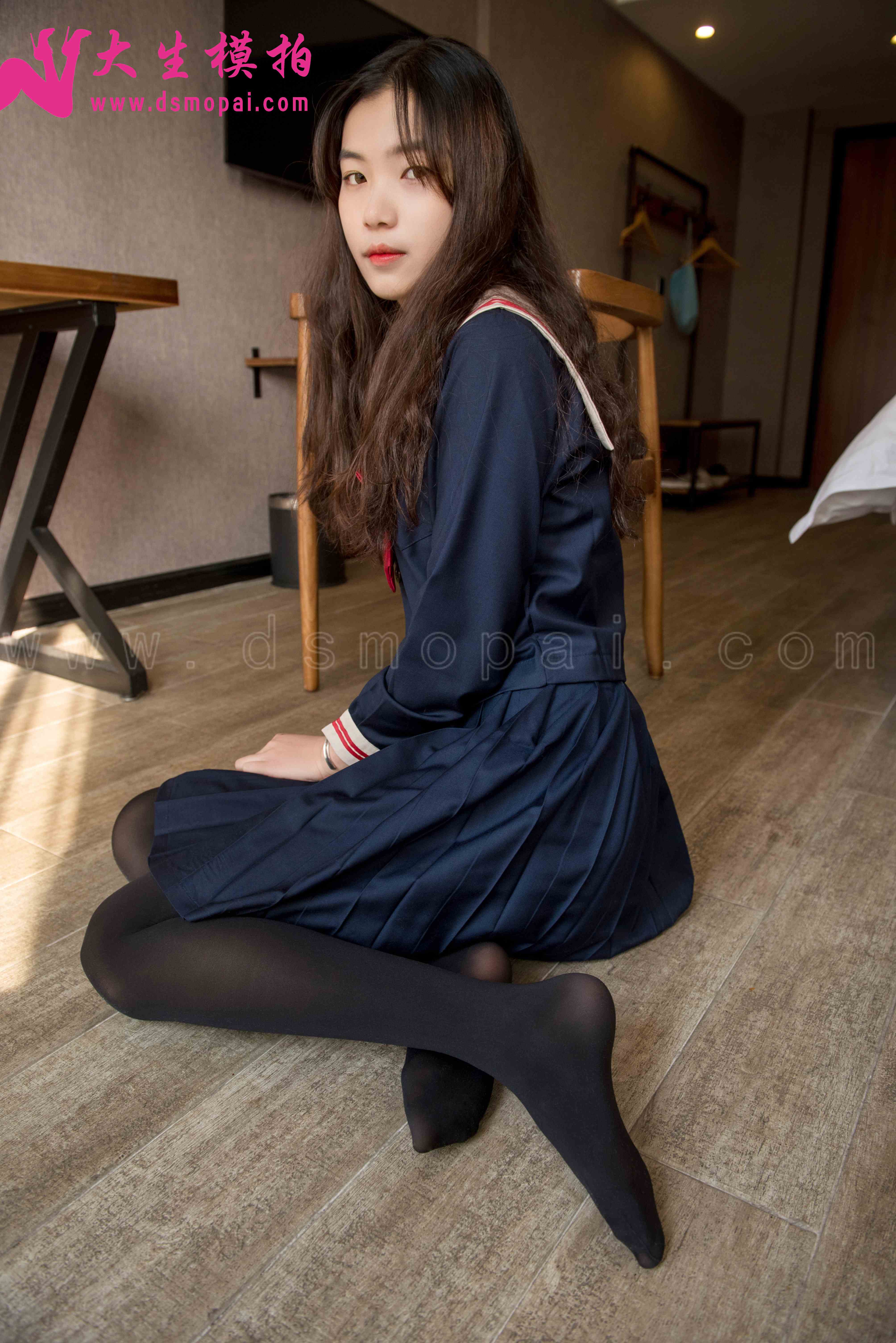 China Beauty Legs and feet 929