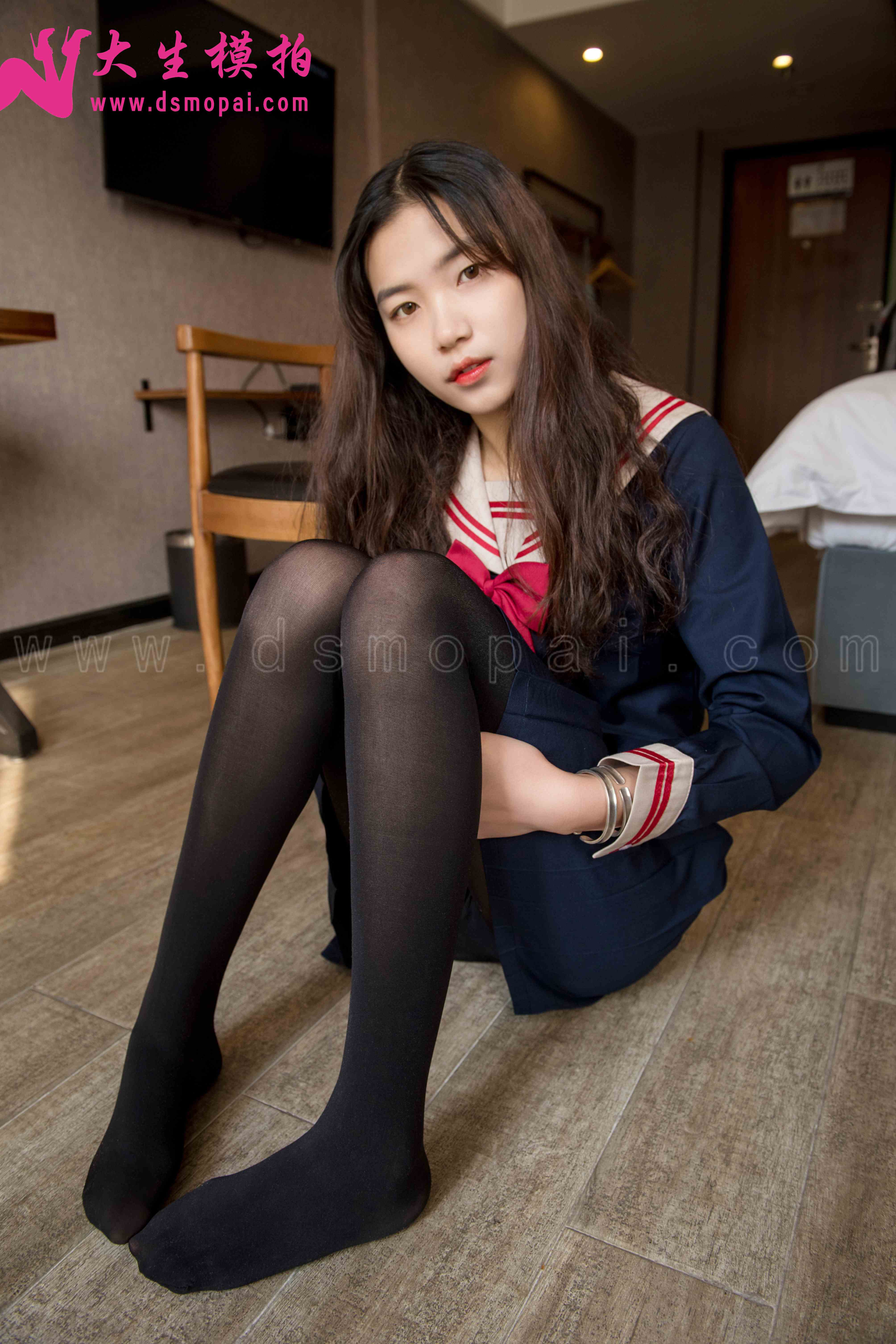 China Beauty Legs and feet 929