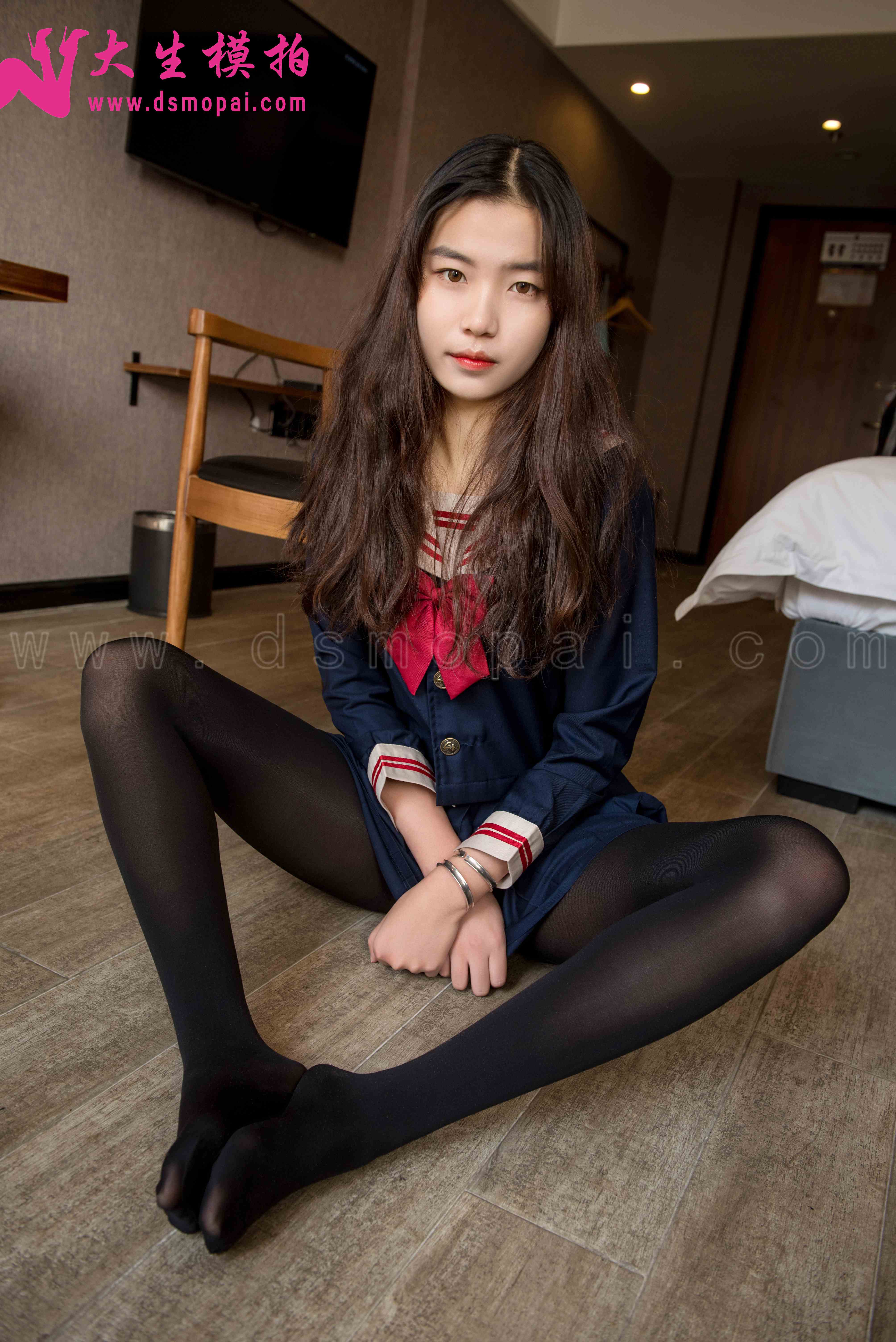 China Beauty Legs and feet 929