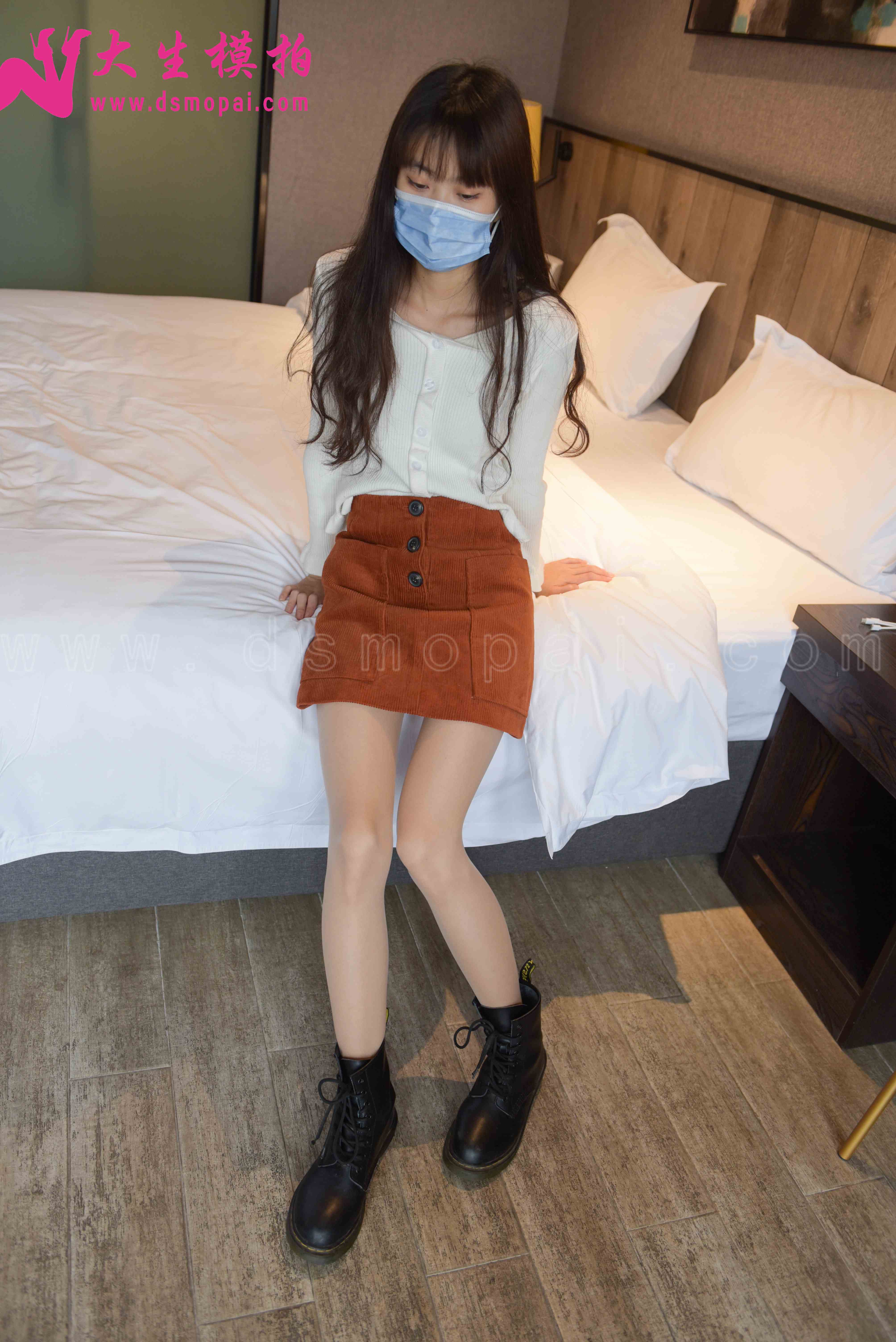 China Beauty Legs and feet 930