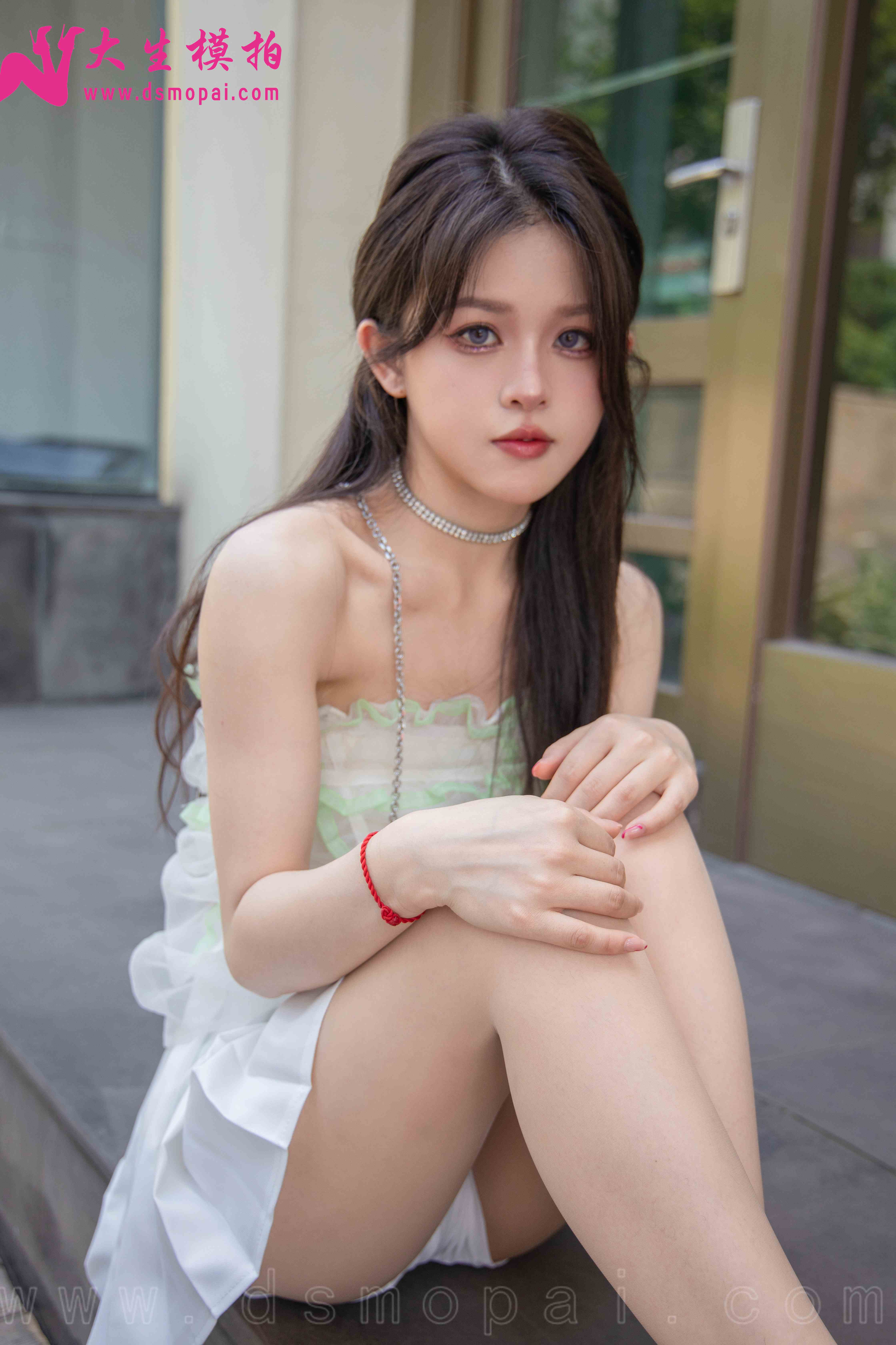 China Beauty Legs and feet 935