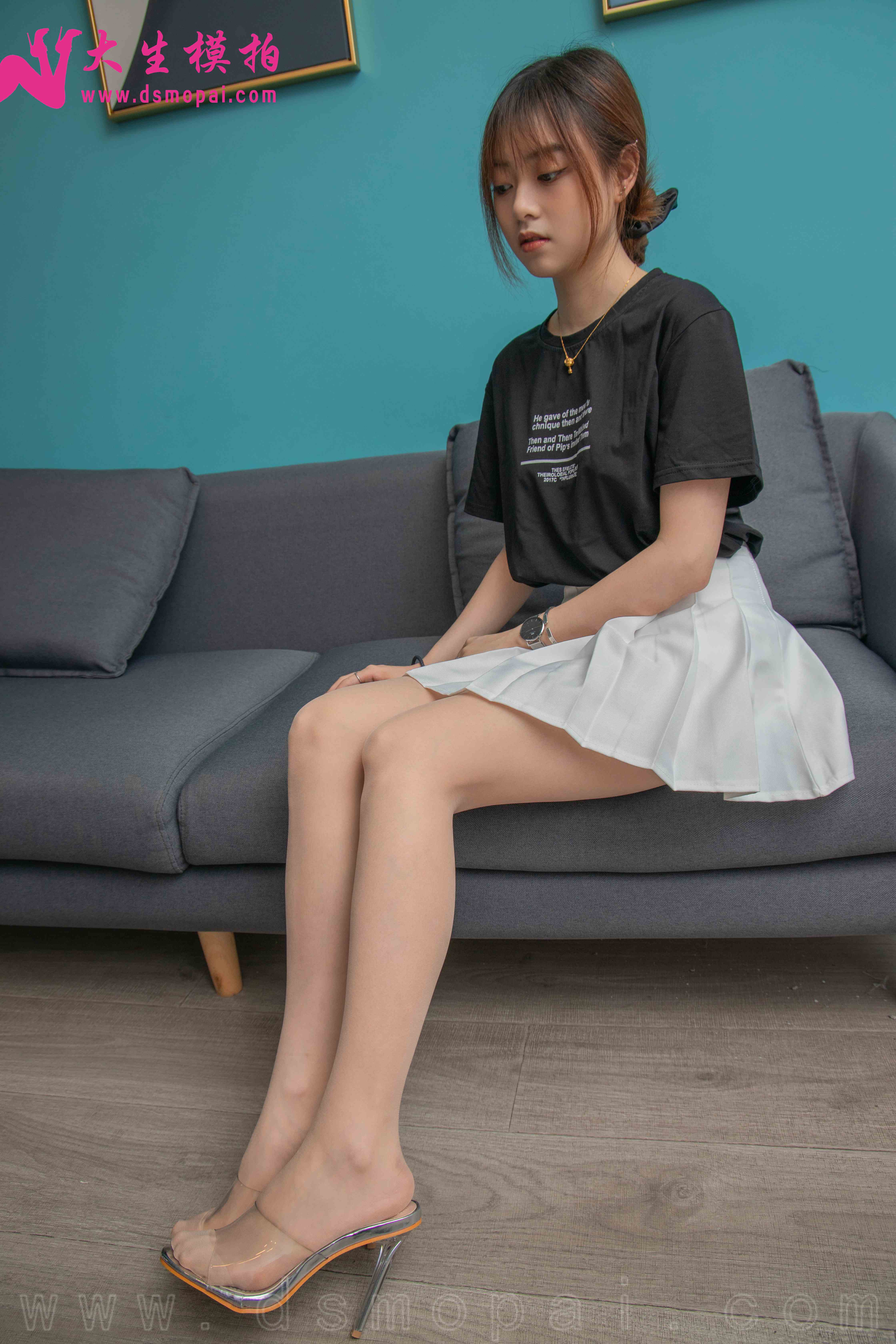 China Beauty Legs and feet 936