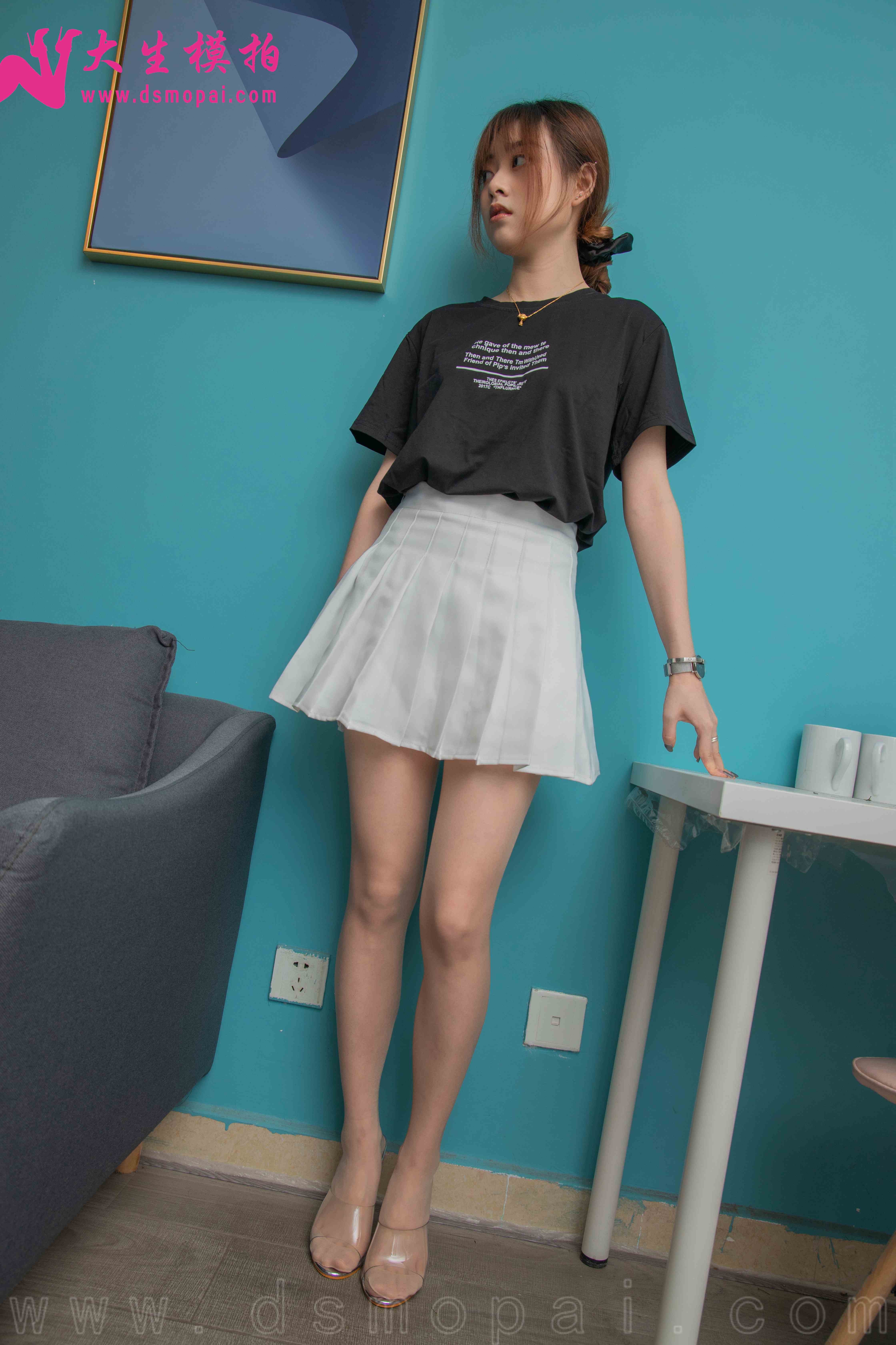 China Beauty Legs and feet 936