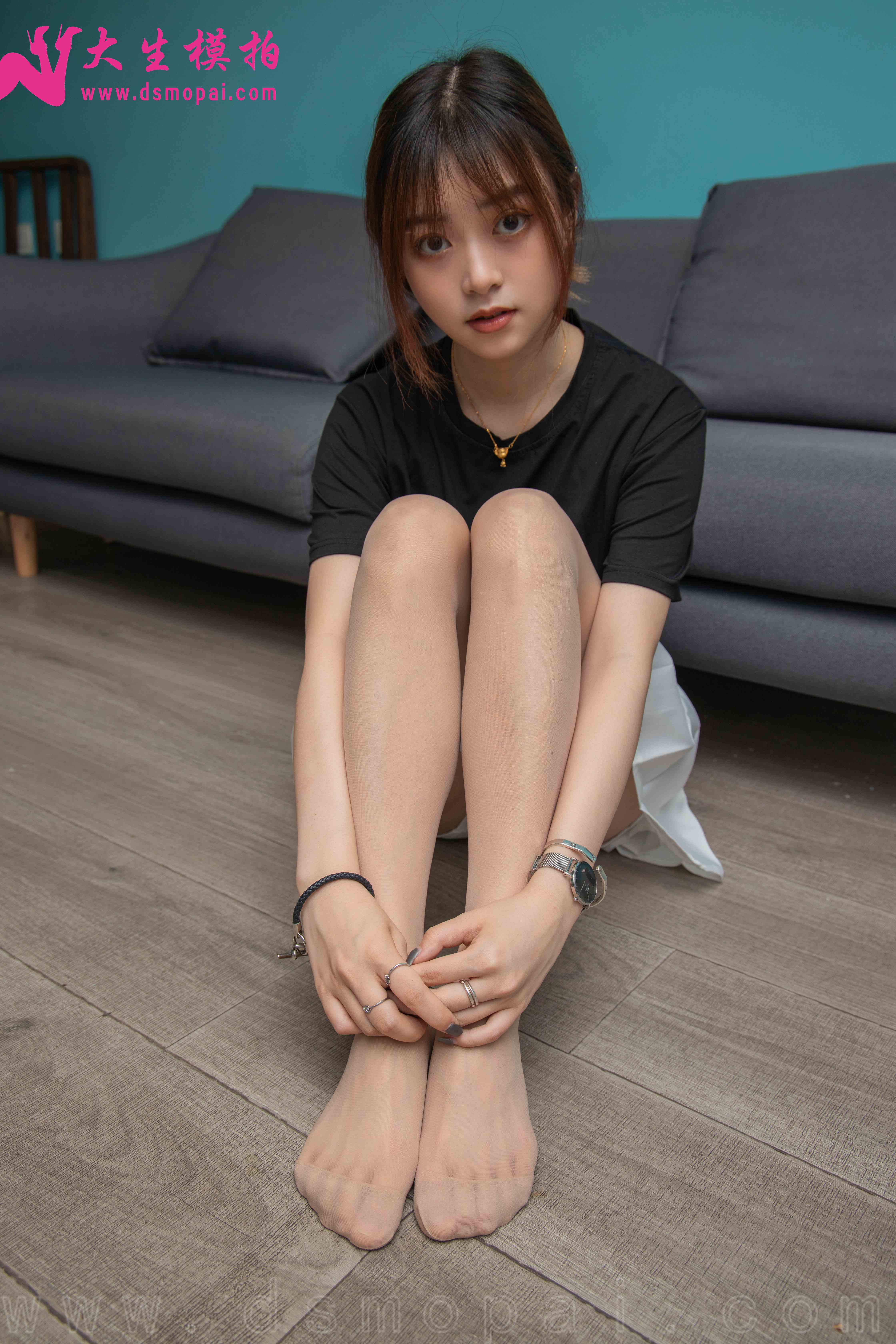 China Beauty Legs and feet 936