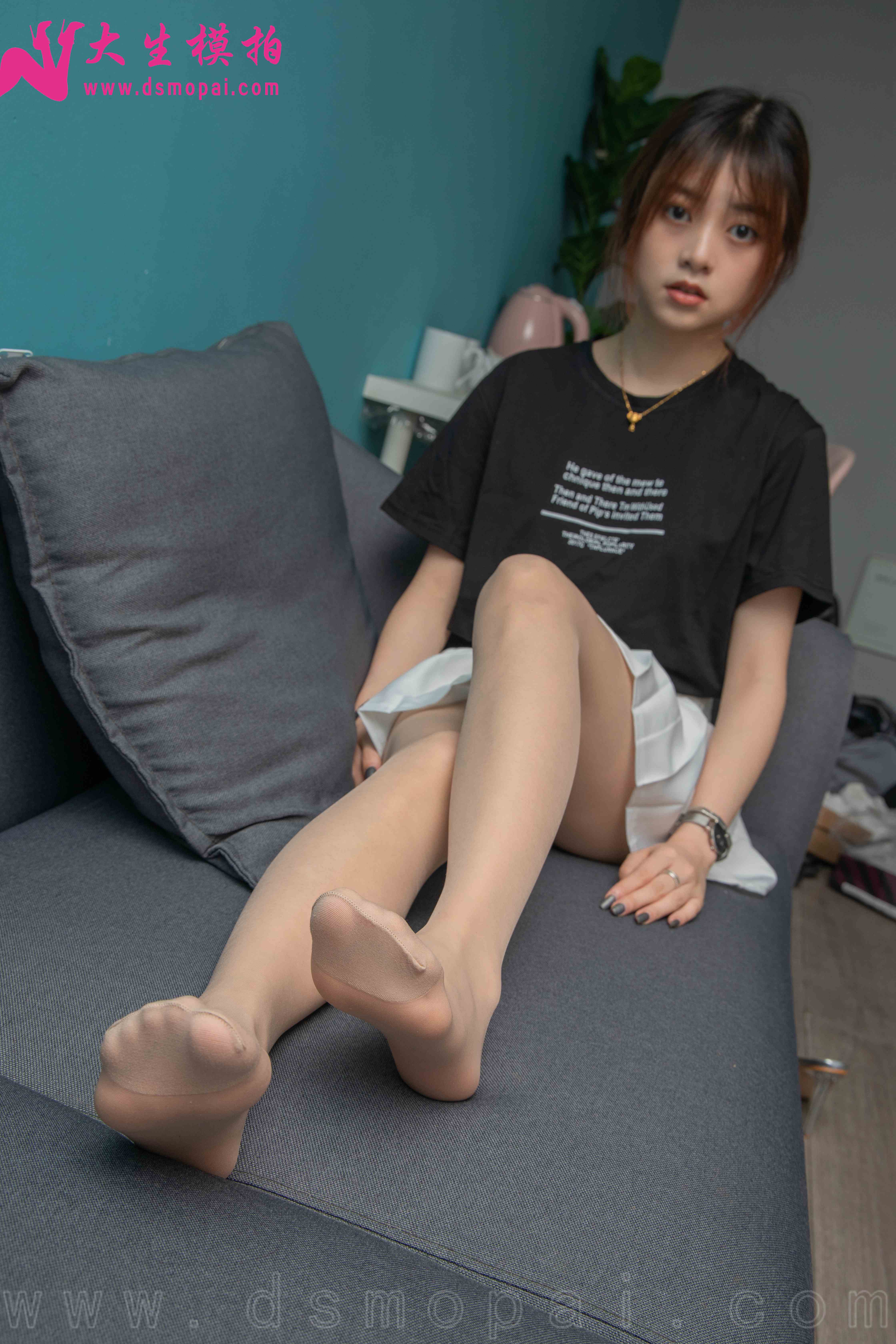 China Beauty Legs and feet 936