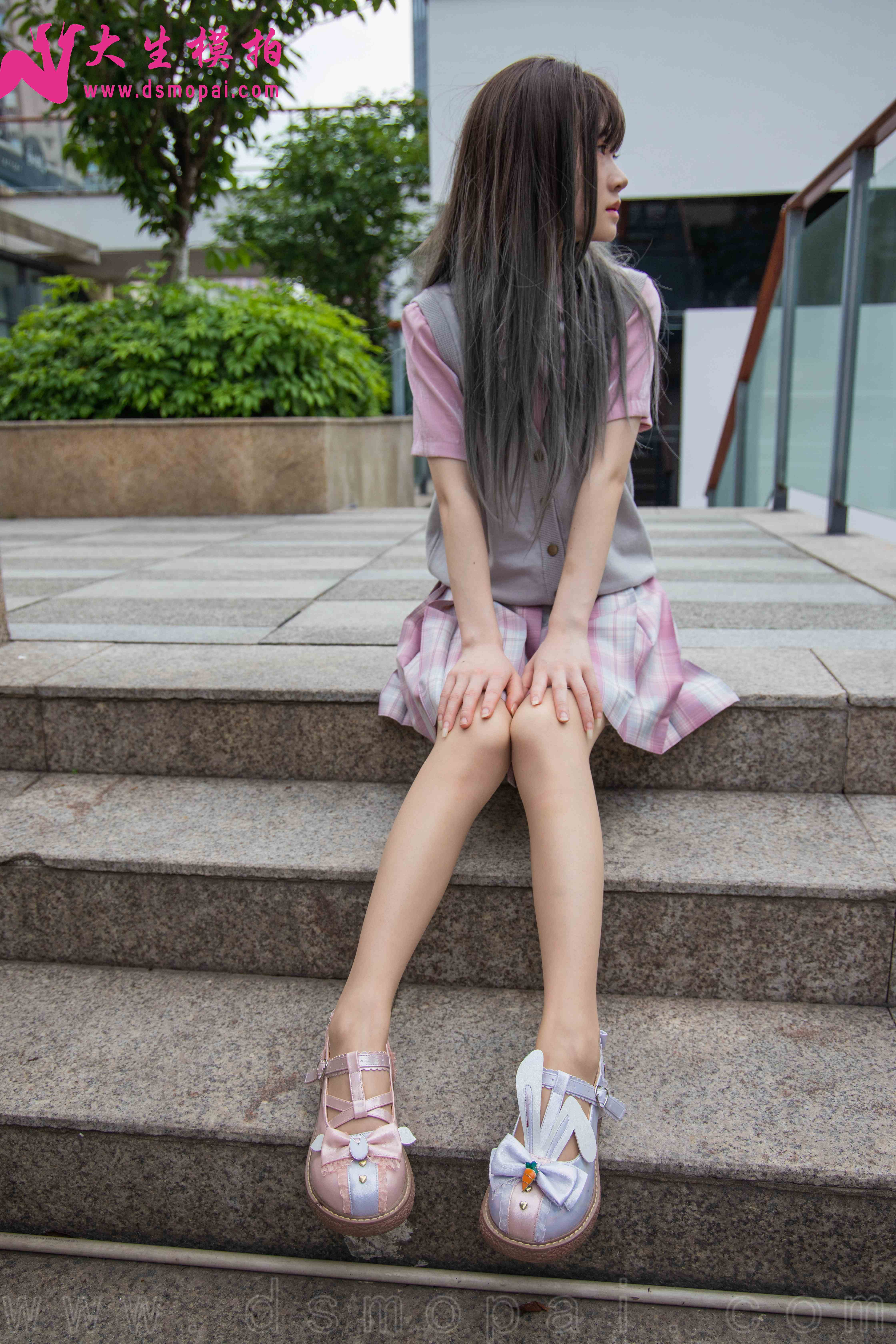 China Beauty Legs and feet 937