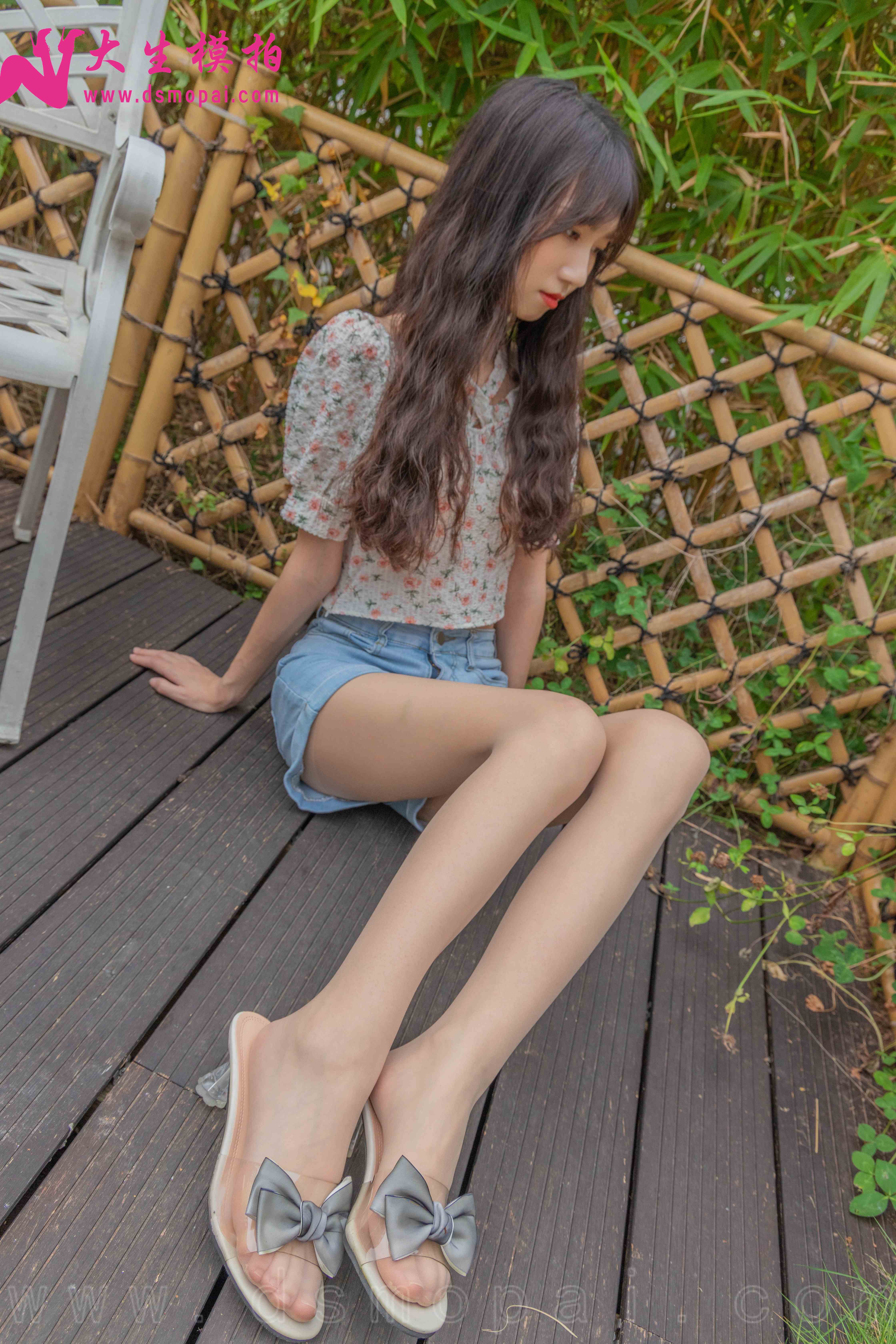 China Beauty Legs and feet 940