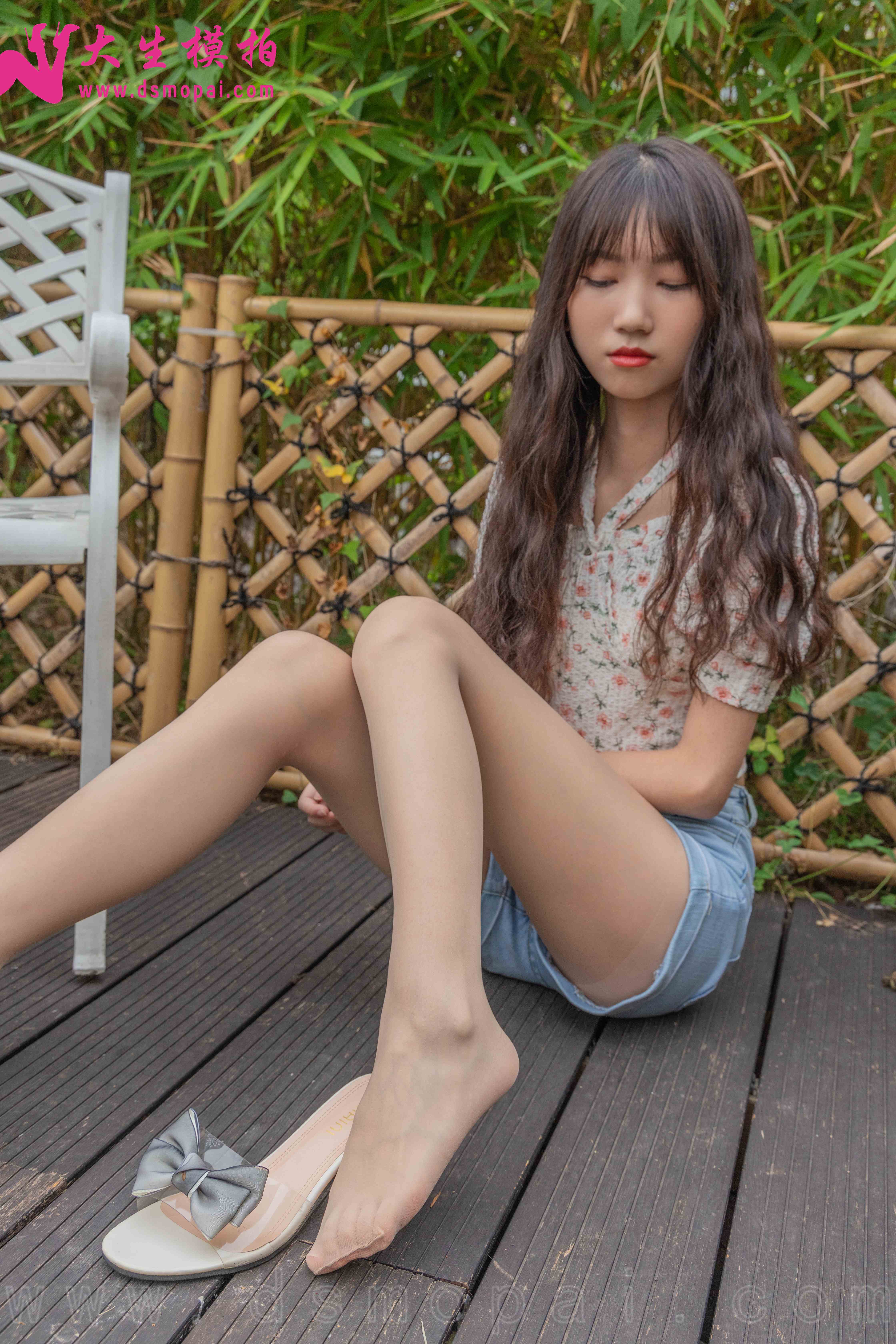 China Beauty Legs and feet 940