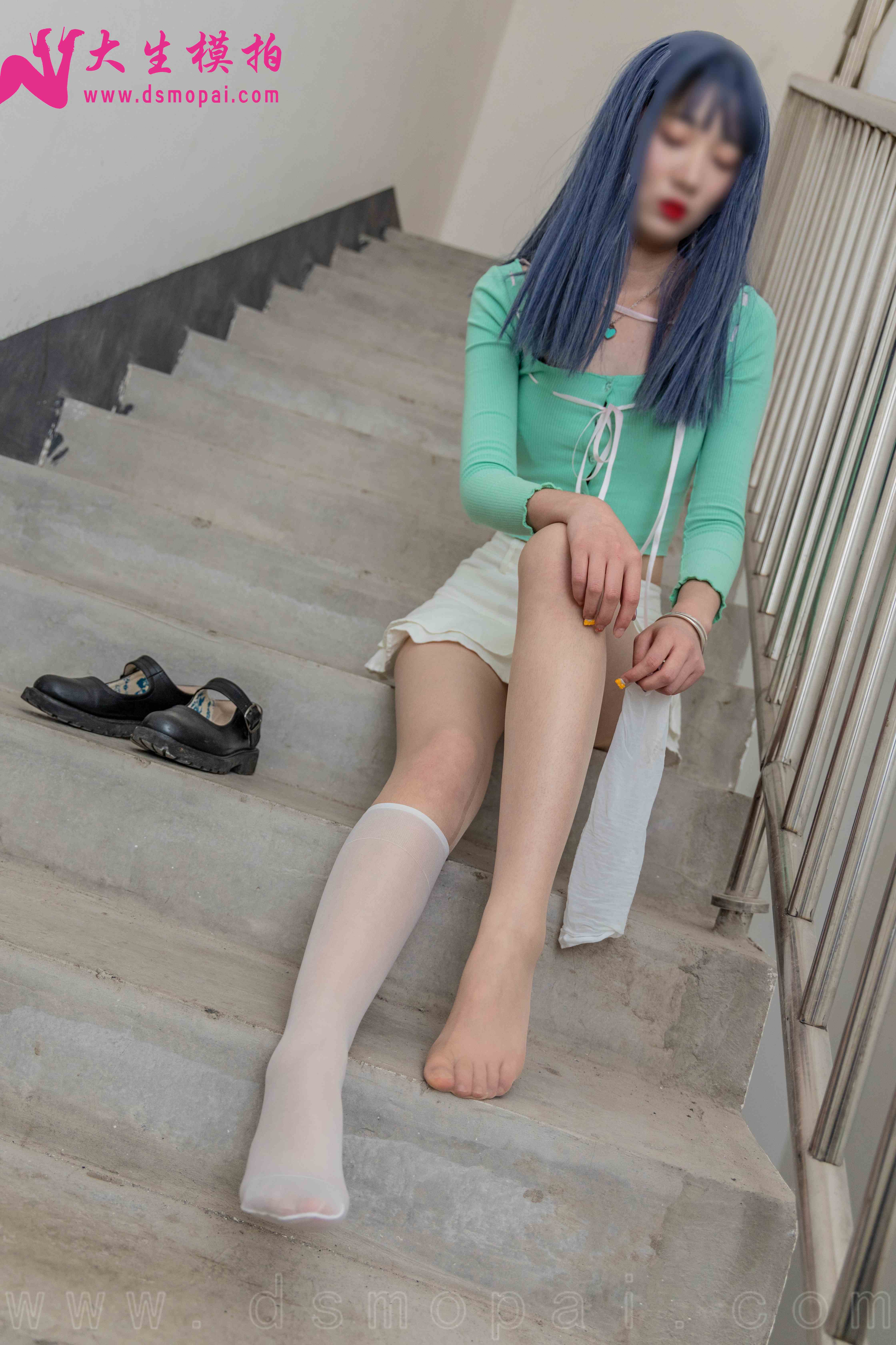 China Beauty Legs and feet 941