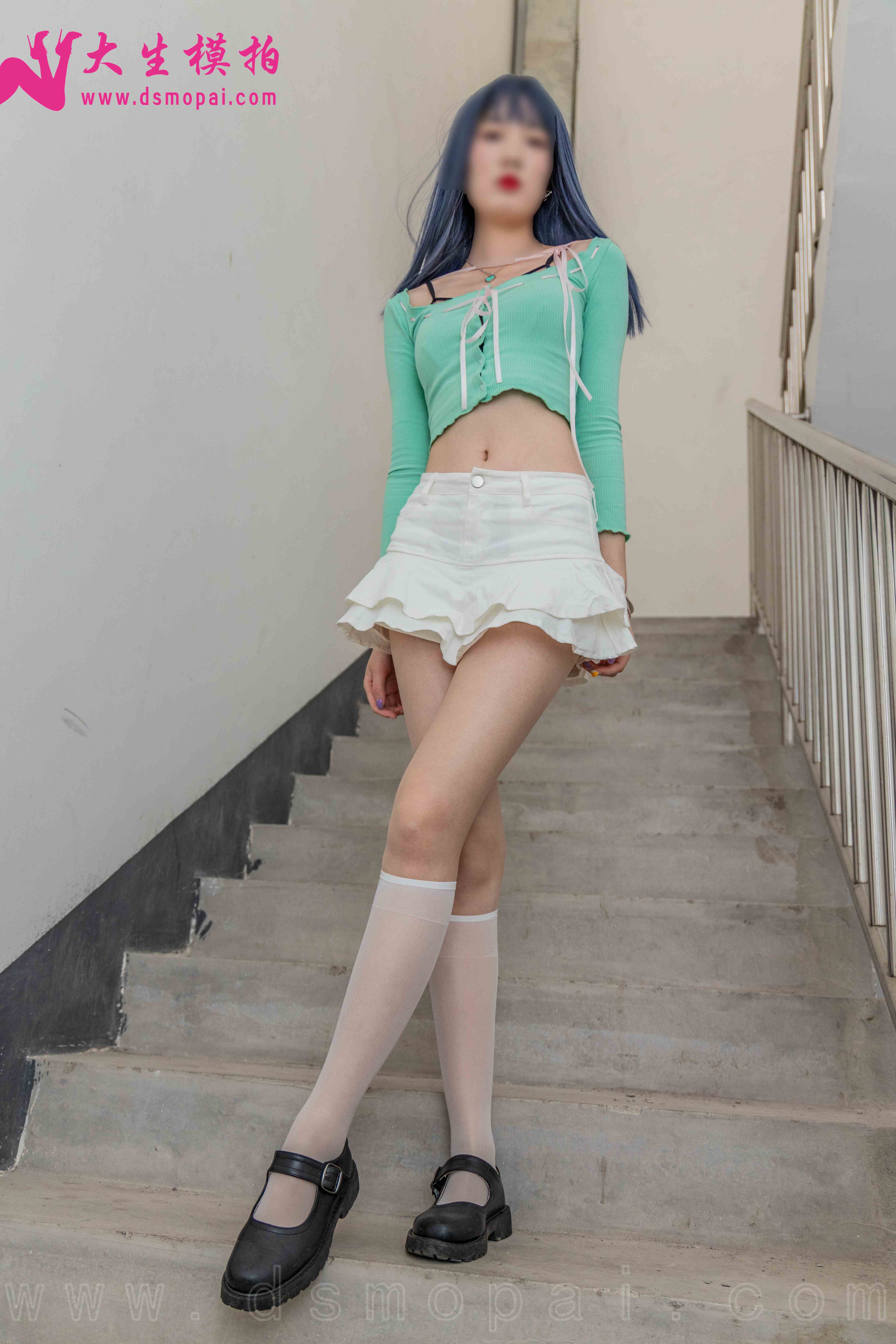 China Beauty Legs and feet 941