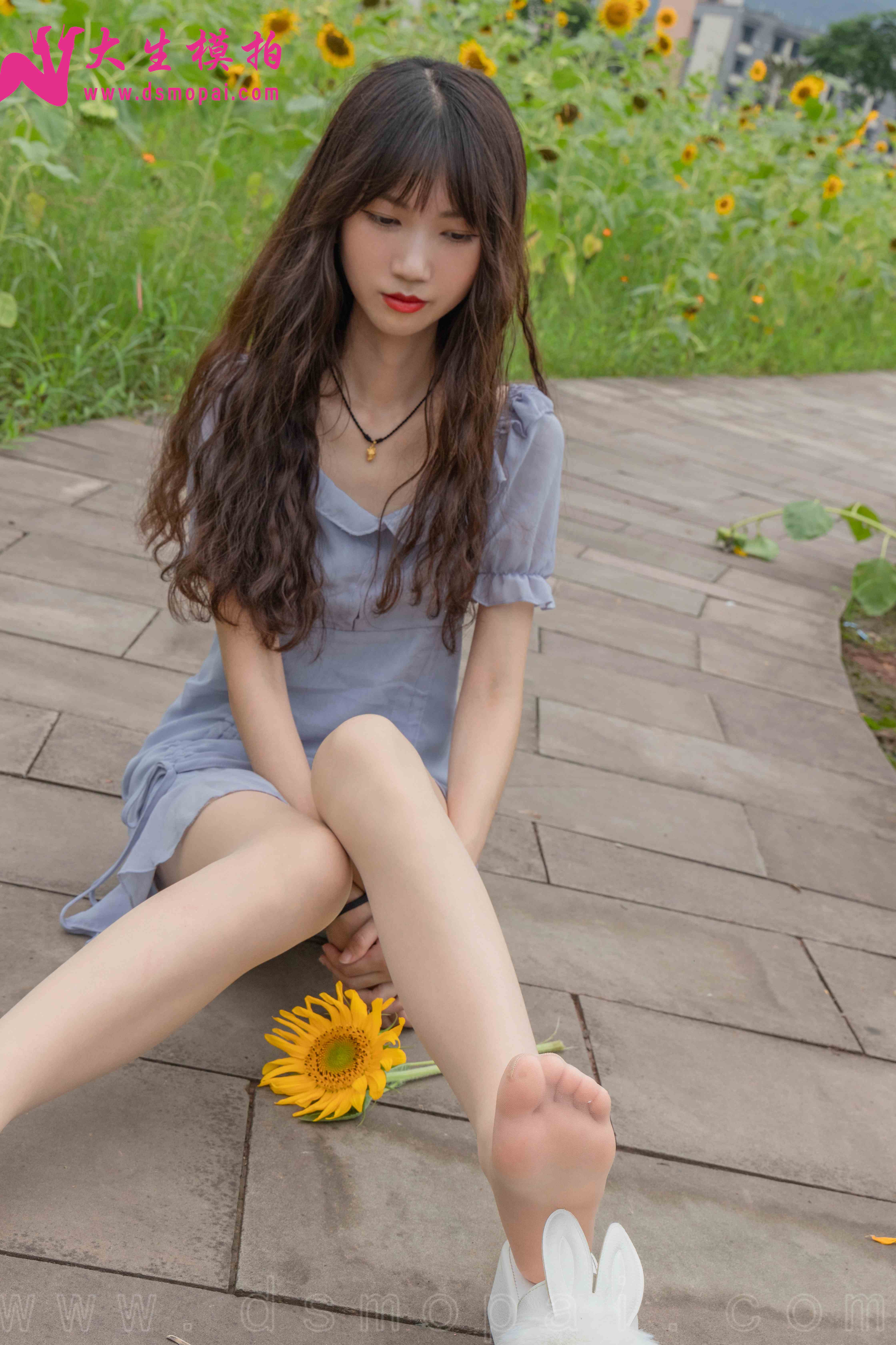 China Beauty Legs and feet 942