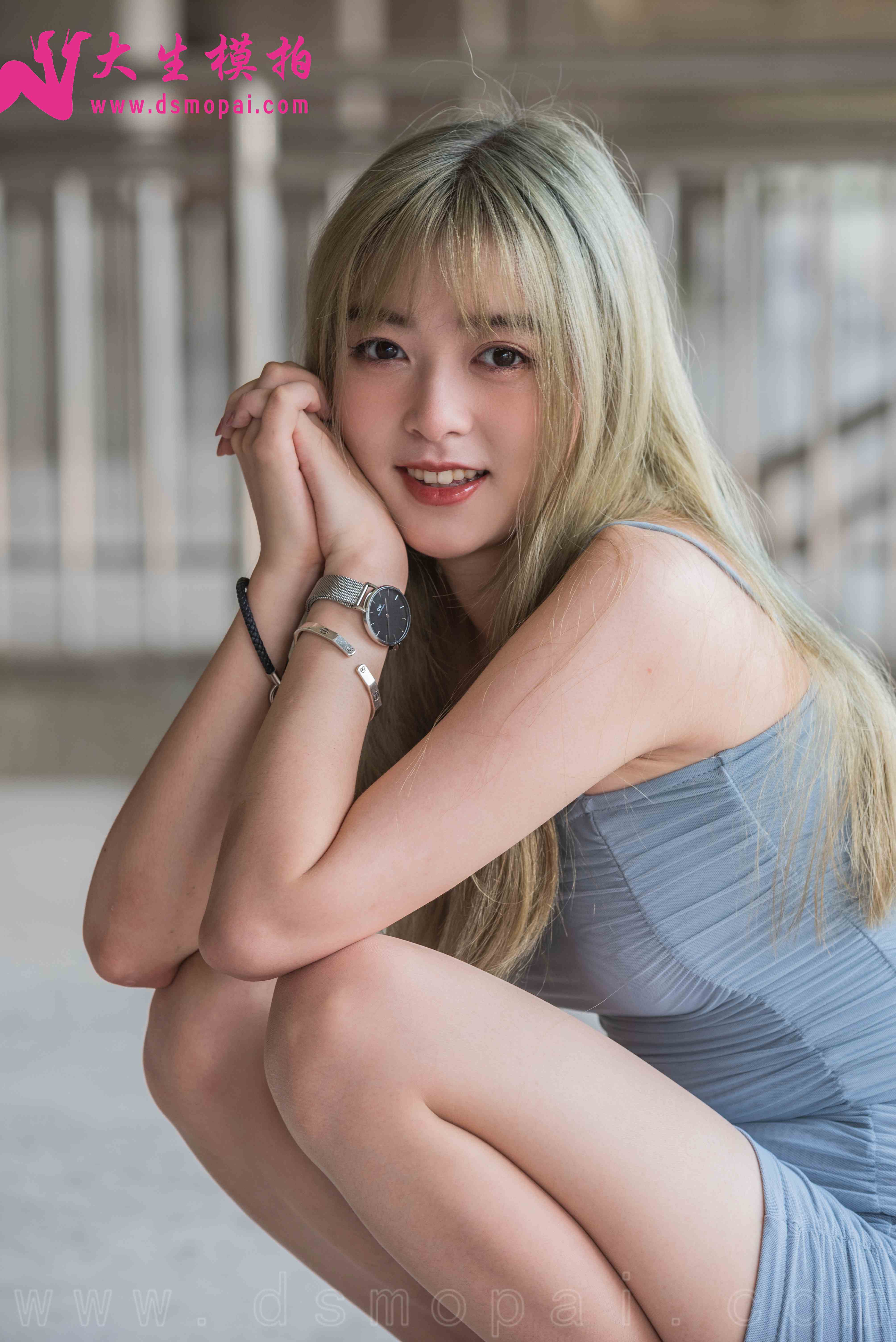 China Beauty Legs and feet 944