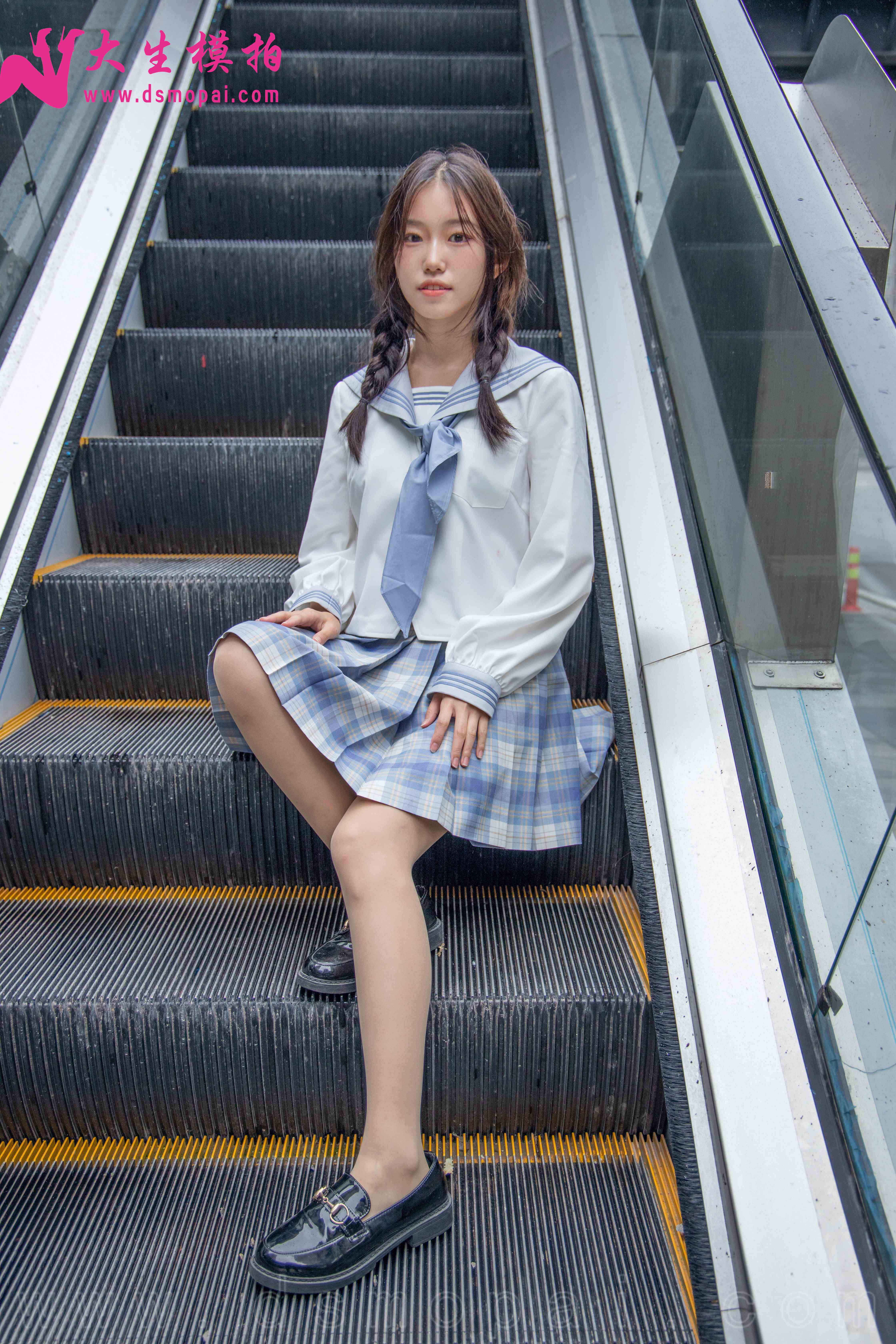 China Beauty Legs and feet 947