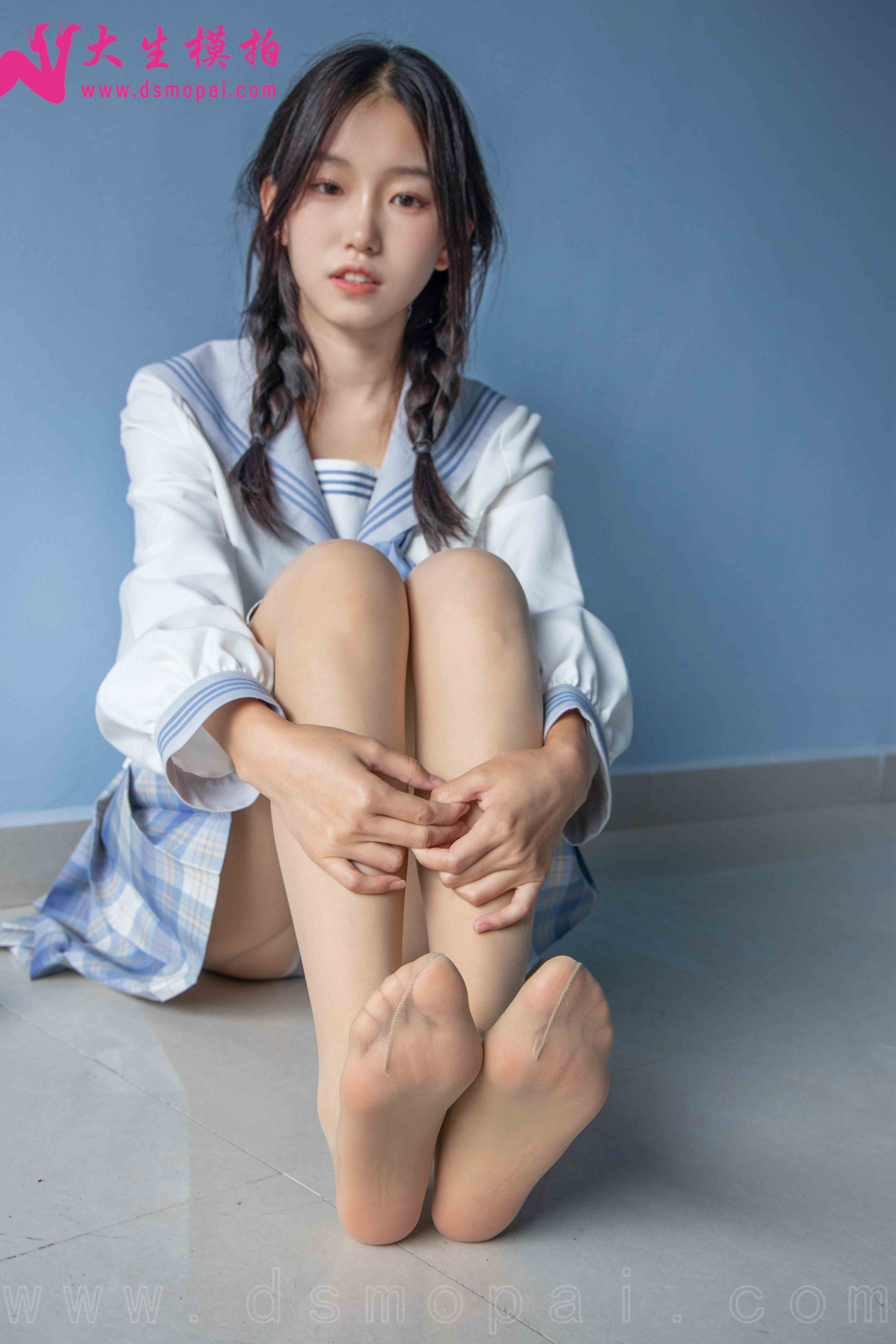 China Beauty Legs and feet 947